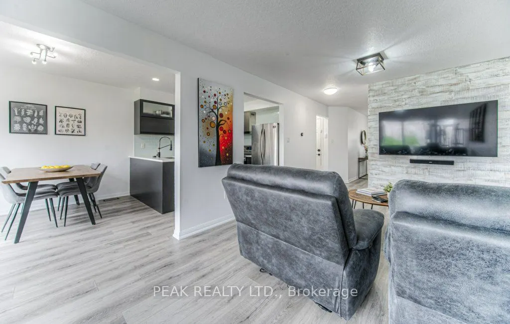 583 Windflower Crescent