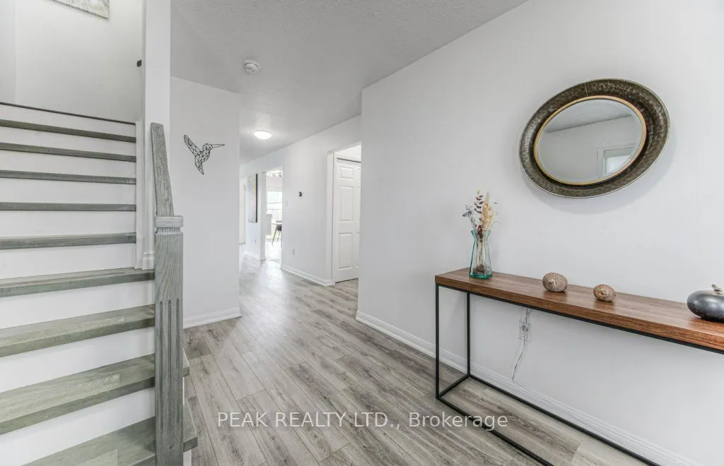 583 Windflower Crescent
