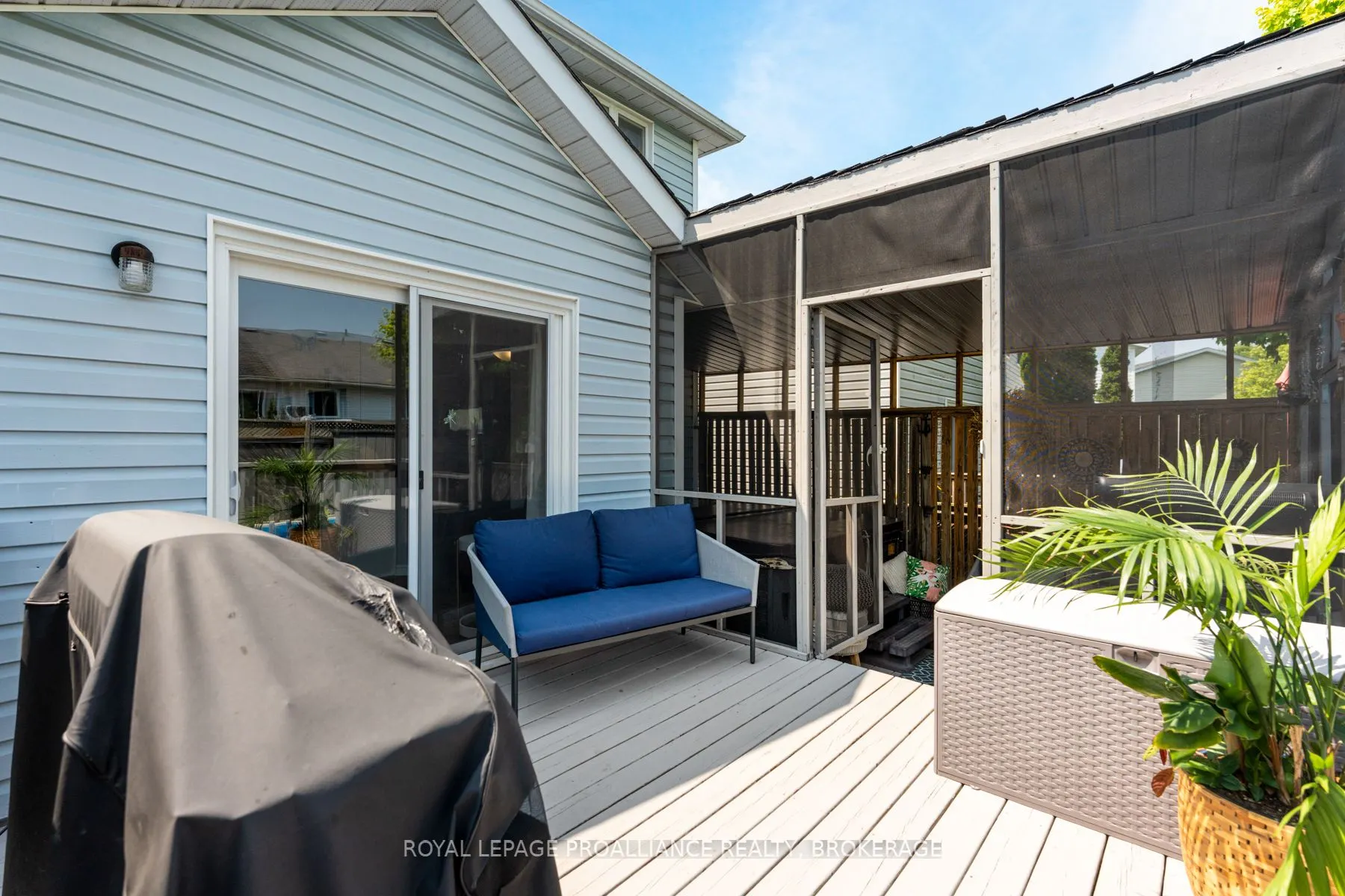 878 Walker Court