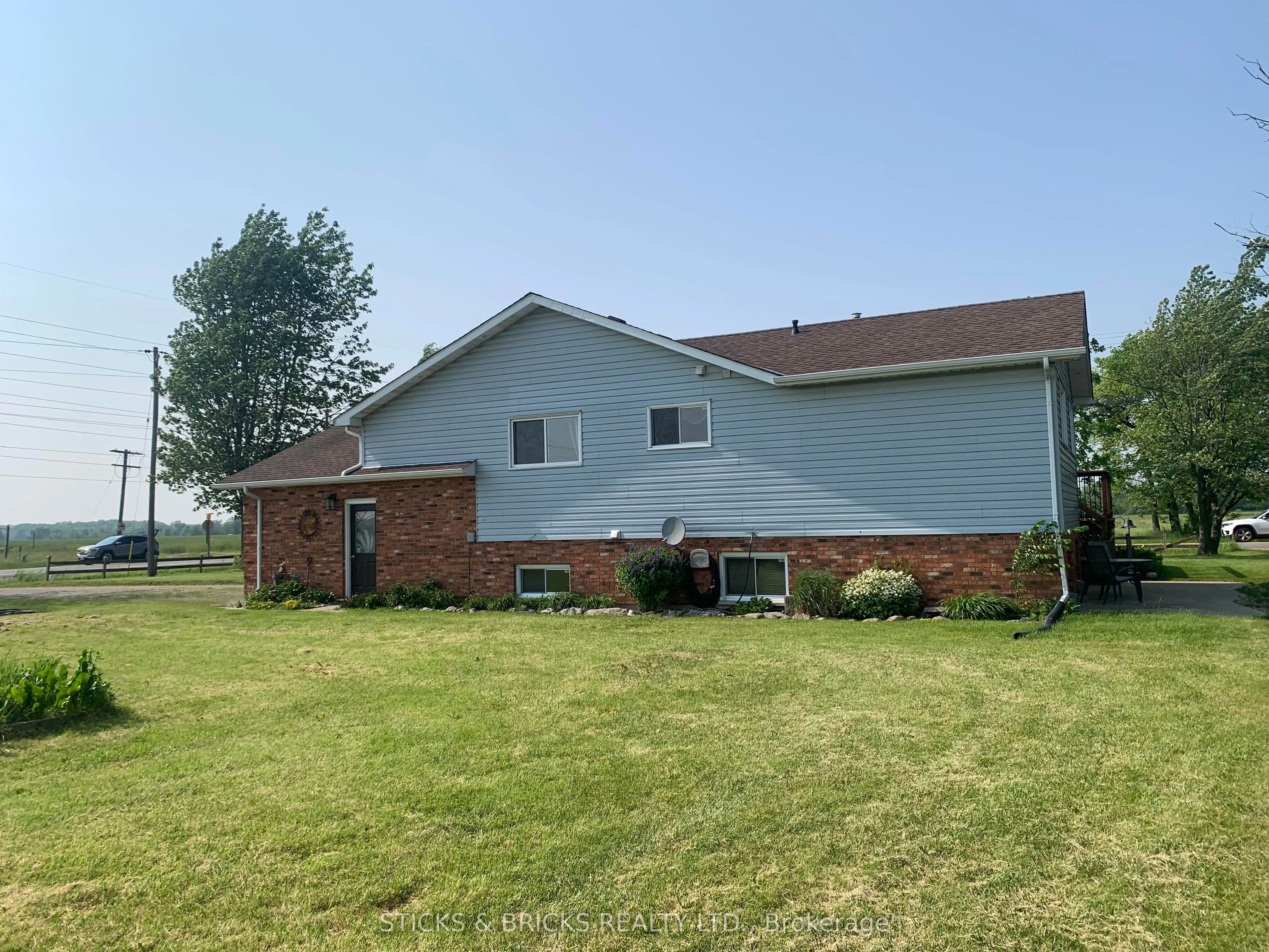 994 Moyer Road
