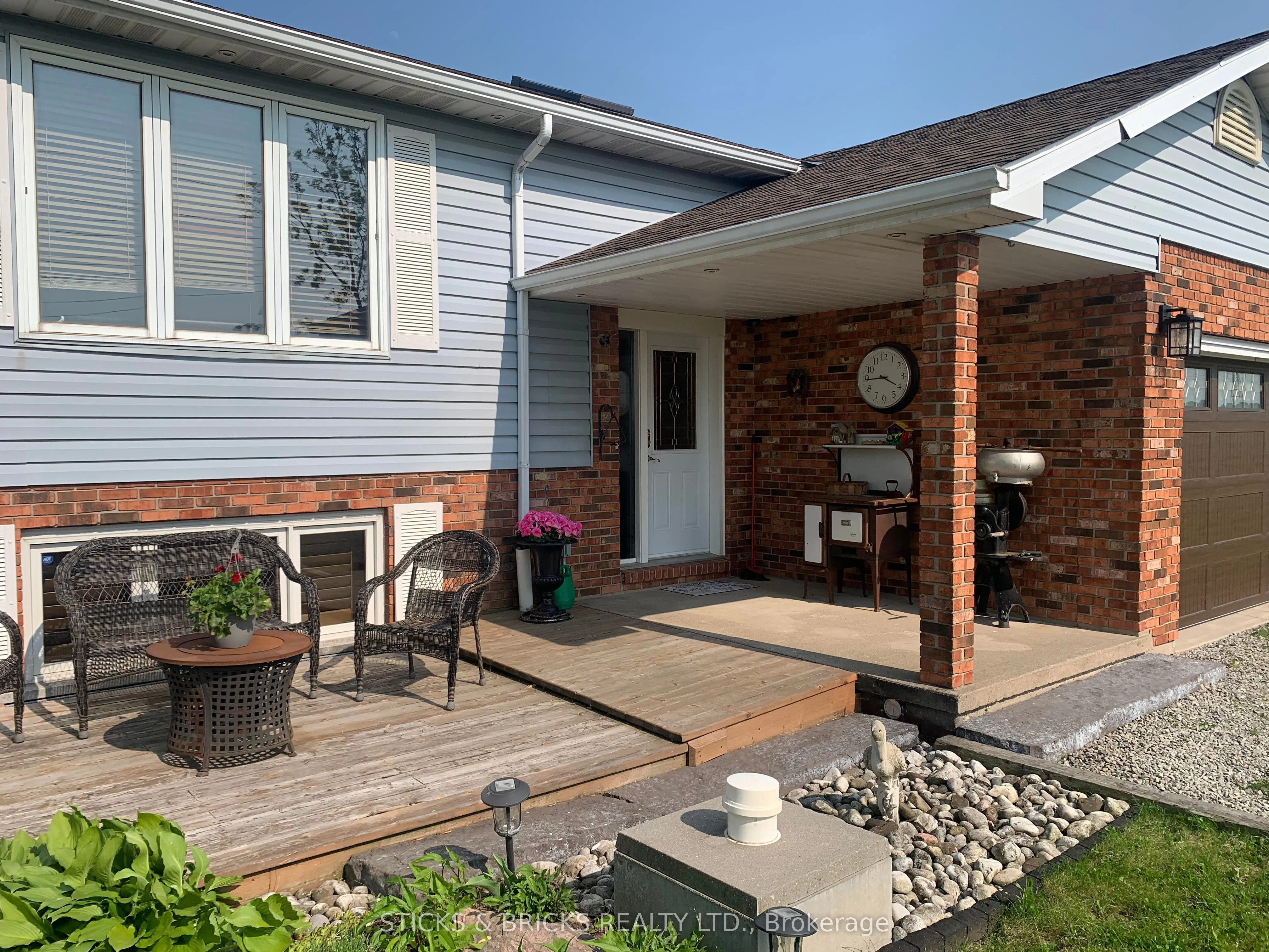 994 Moyer Road