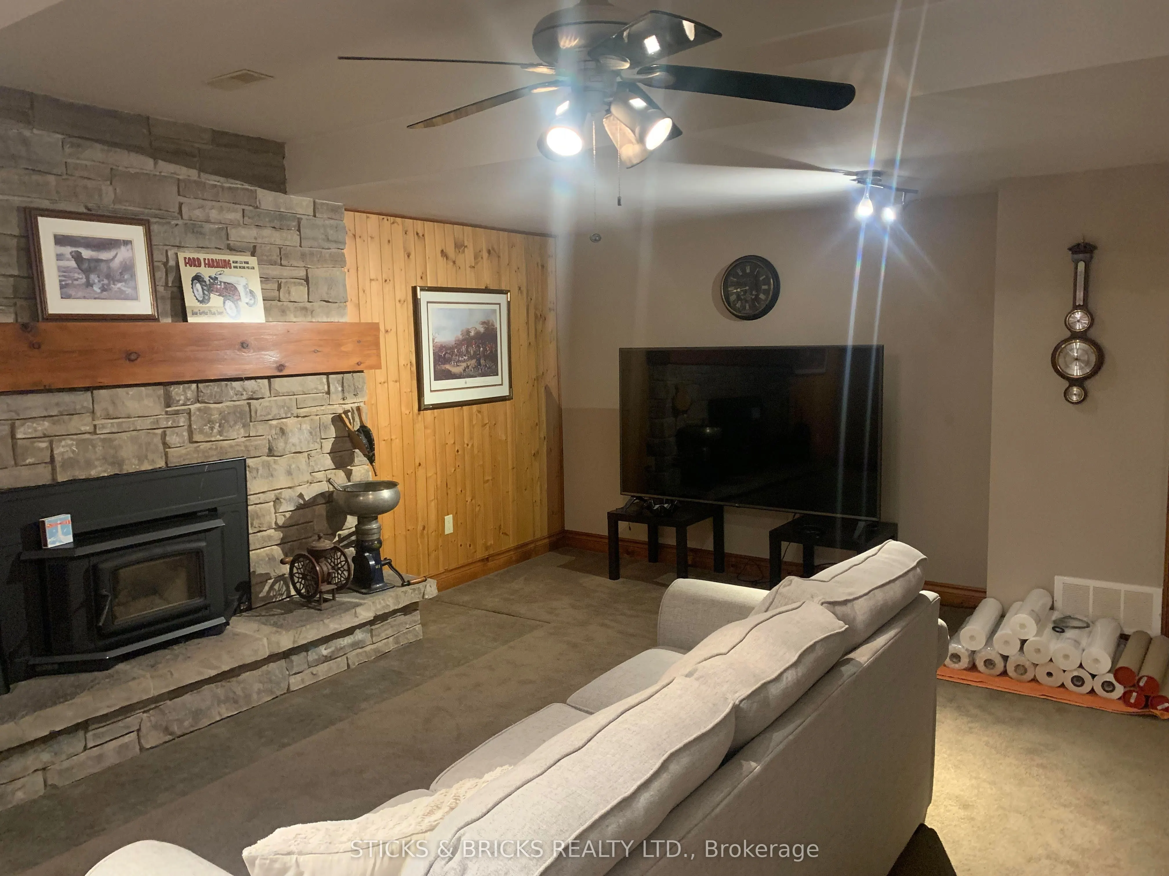 994 Moyer Road