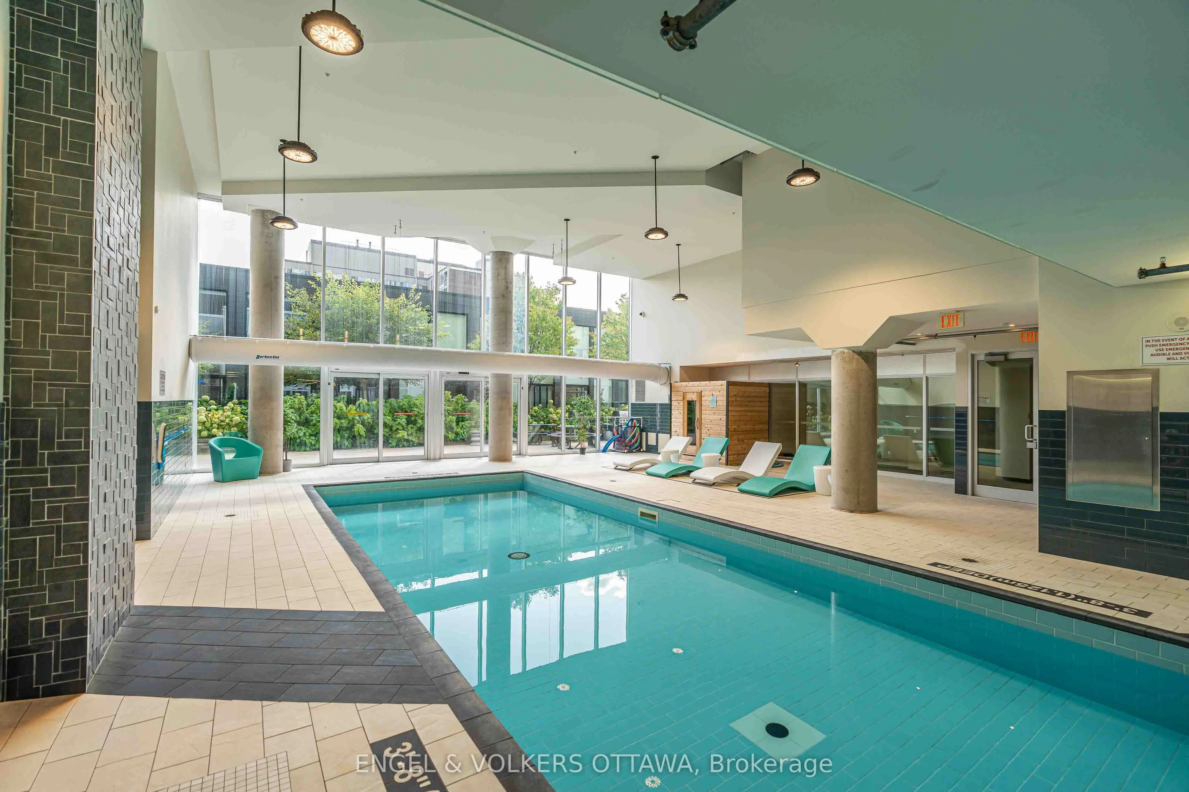 197 lisgar Street #218