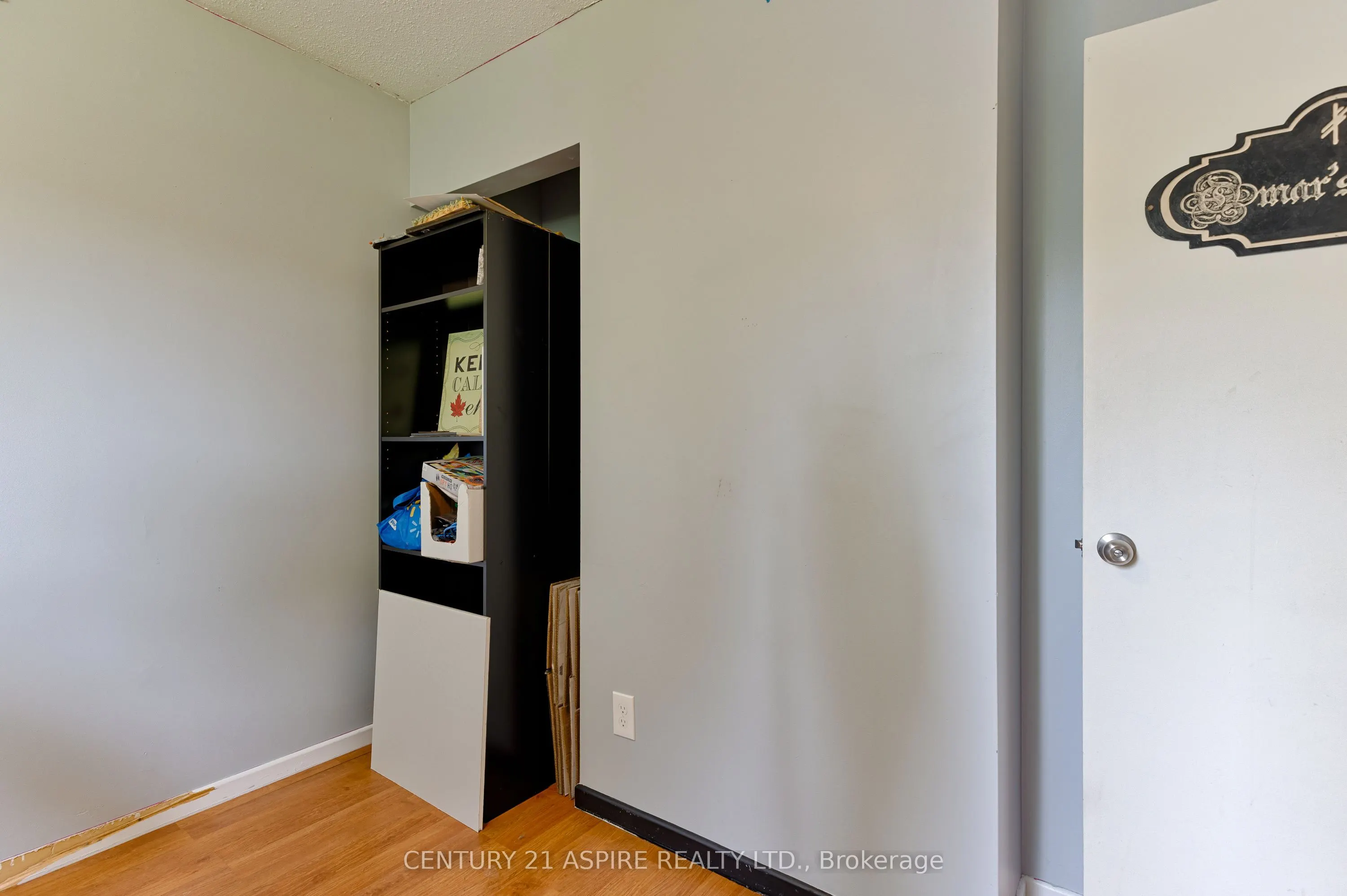 123 Ellis Avenue