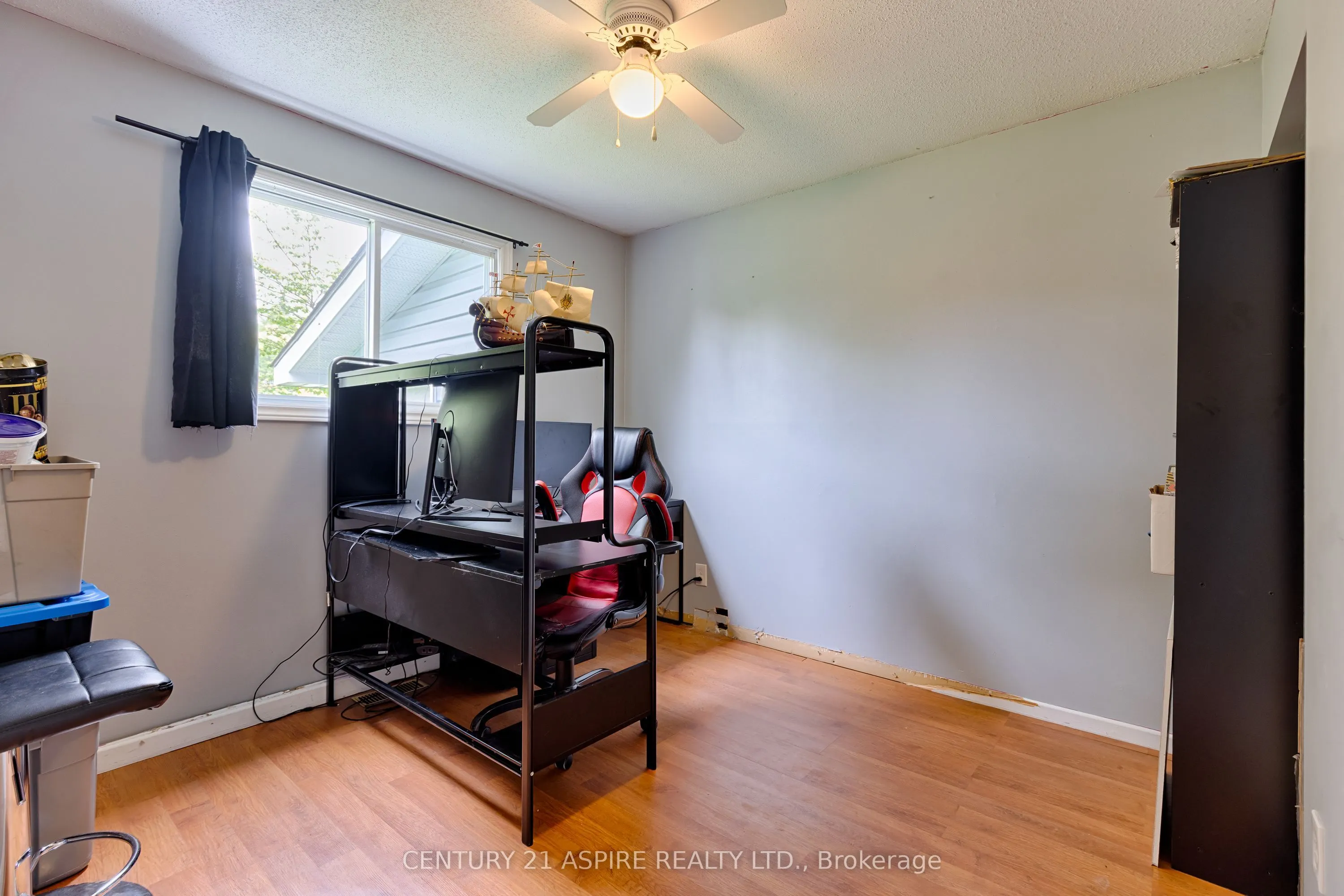 123 Ellis Avenue