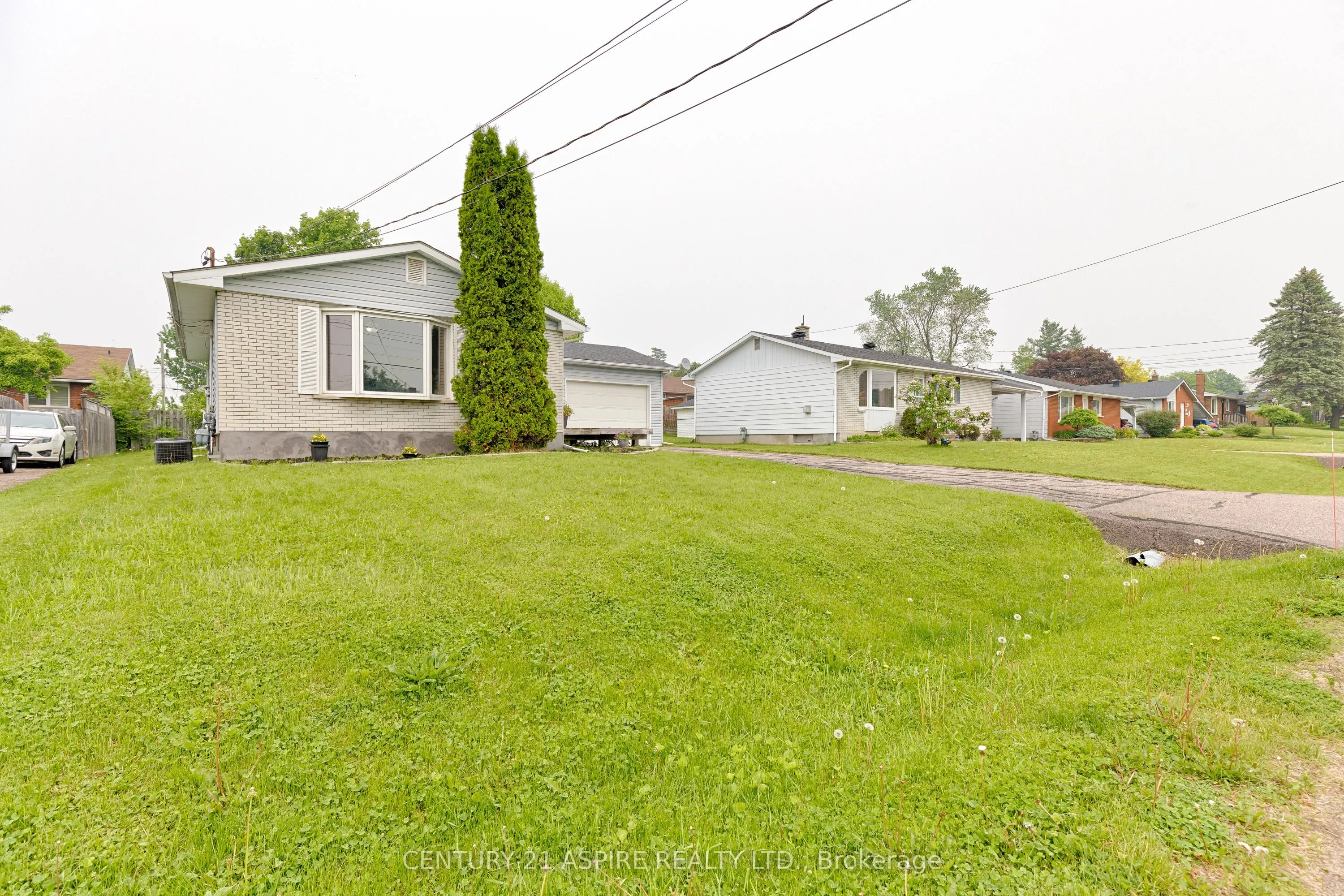 123 Ellis Avenue