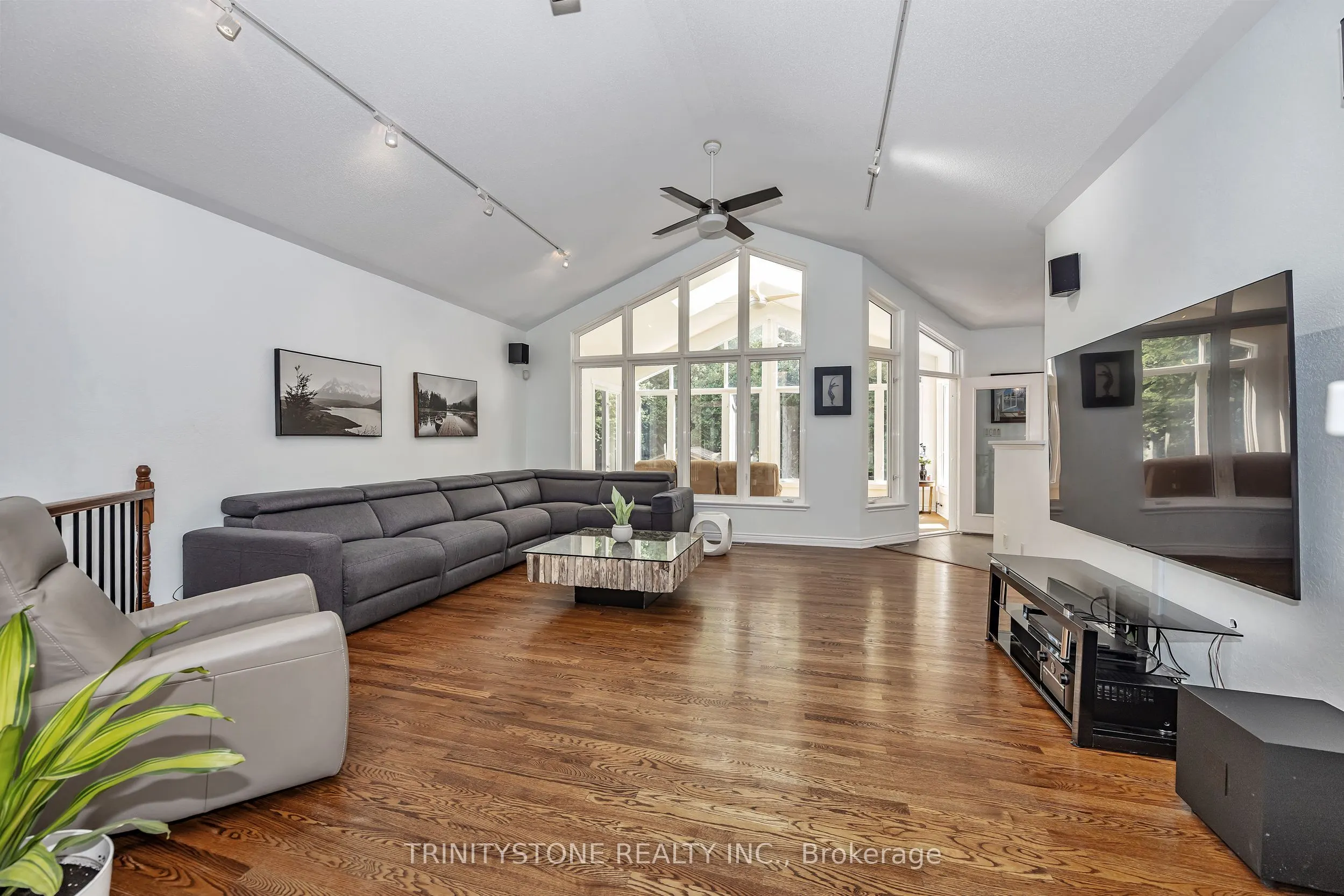 36 Sawgrass Circle