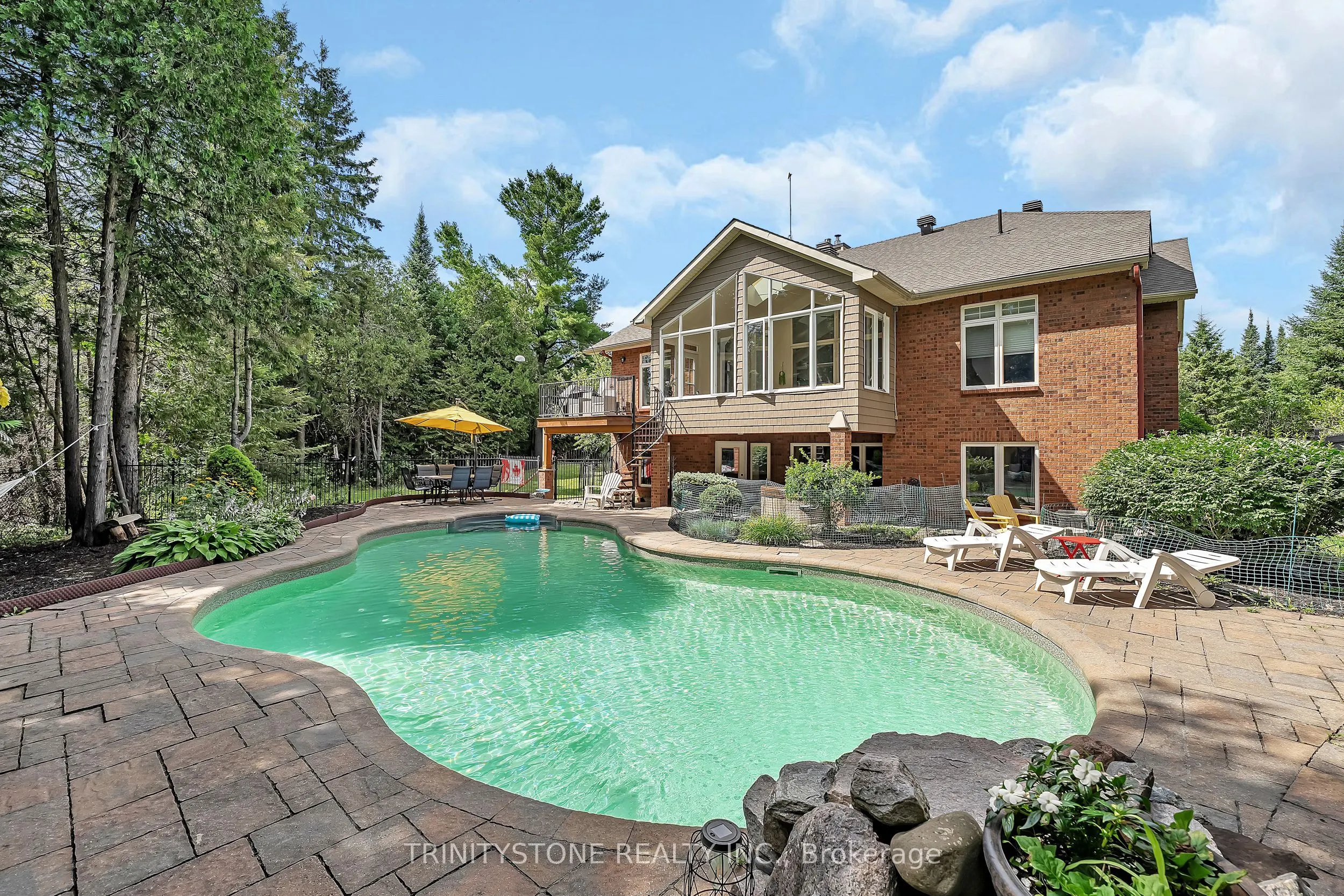 36 Sawgrass Circle