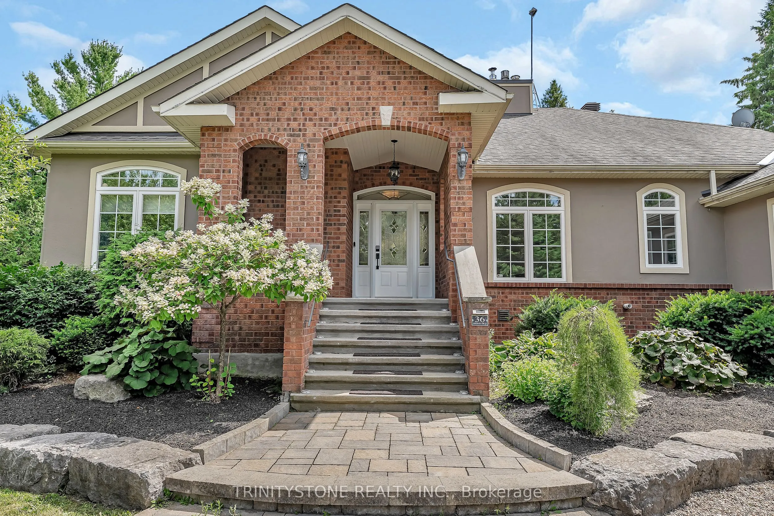 36 Sawgrass Circle