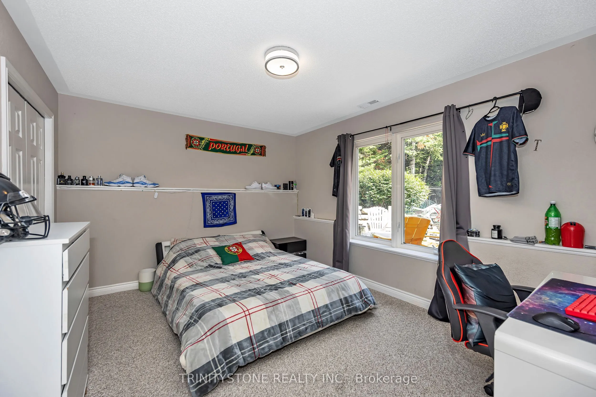 36 Sawgrass Circle
