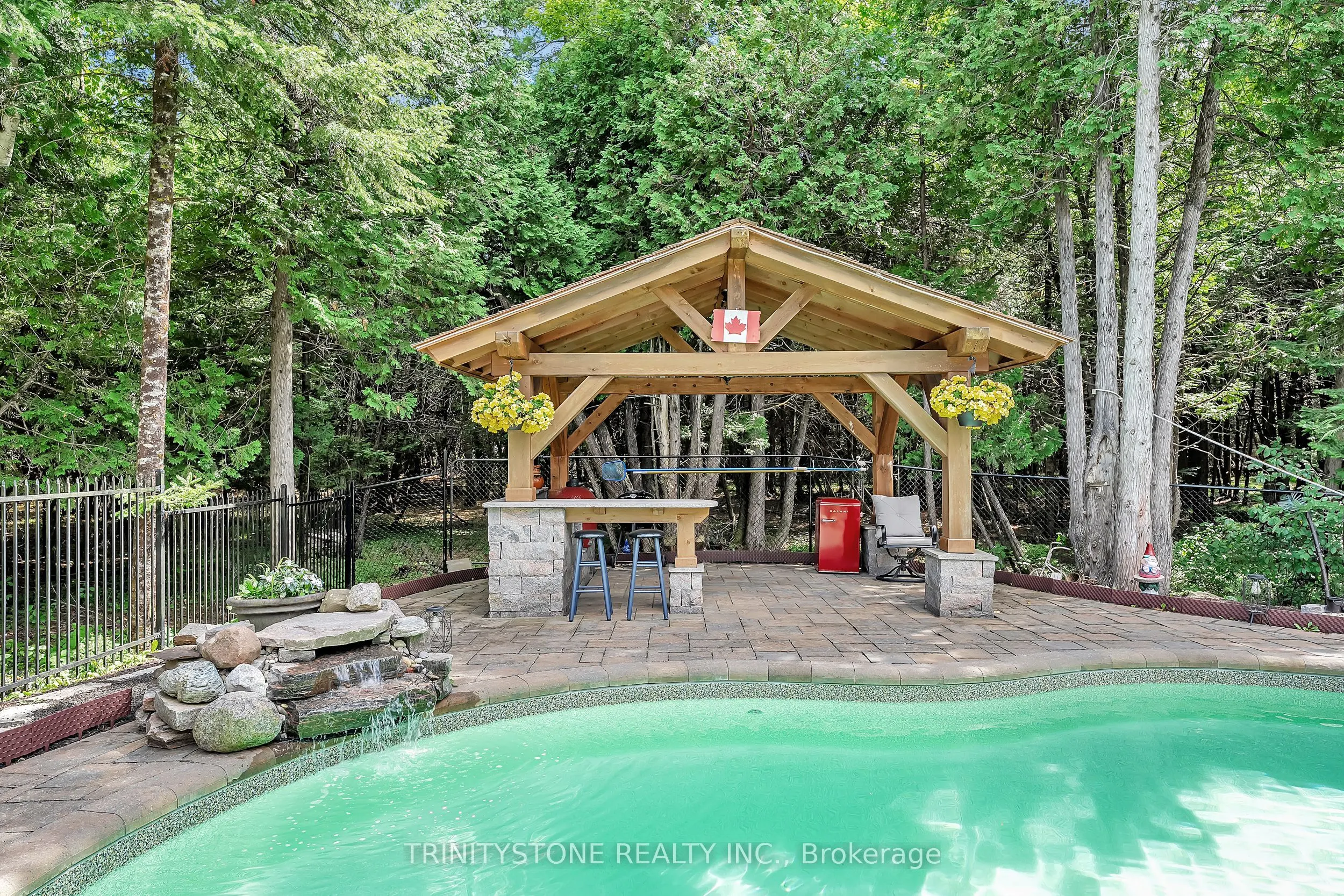36 Sawgrass Circle