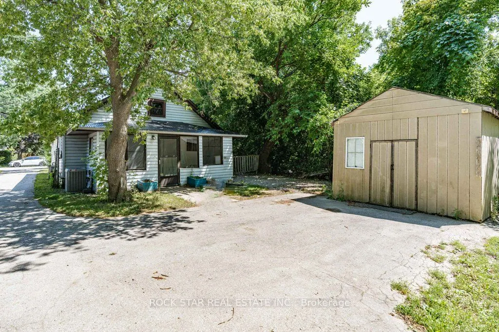 69 Teal Avenue