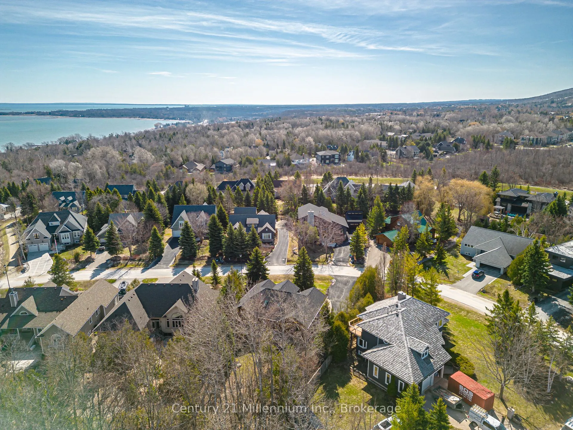 108 Cortina Crescent