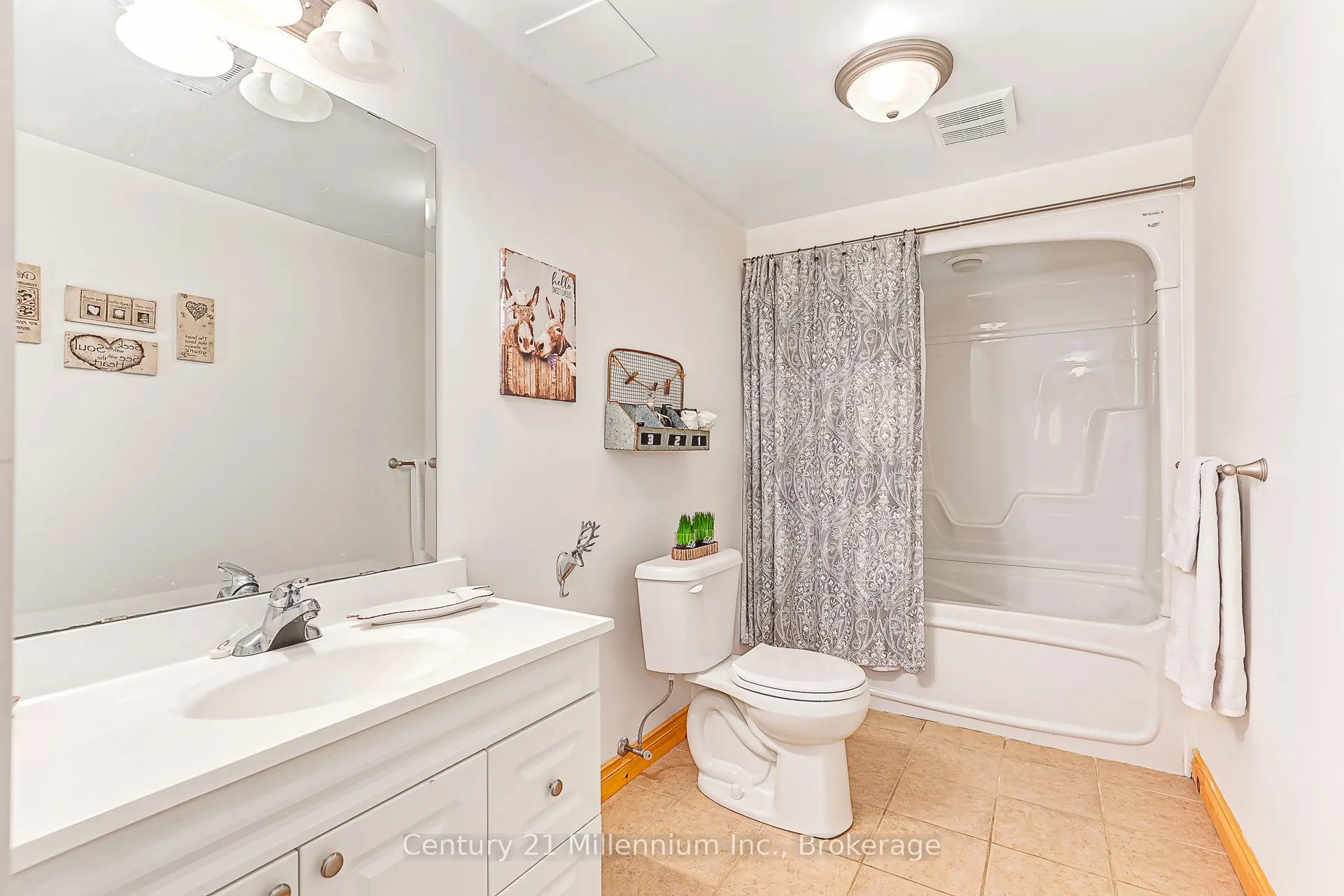 108 Cortina Crescent
