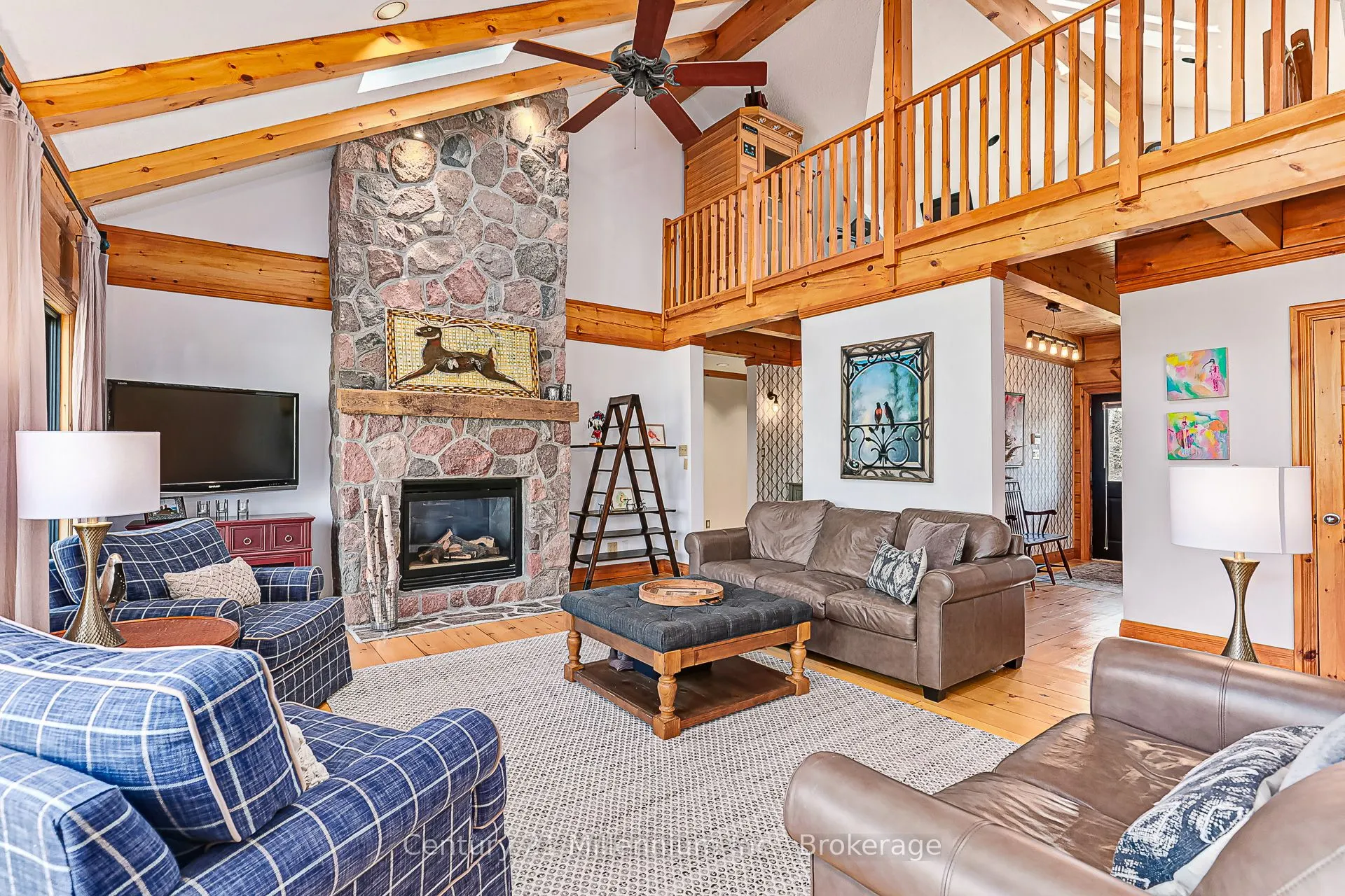 108 Cortina Crescent