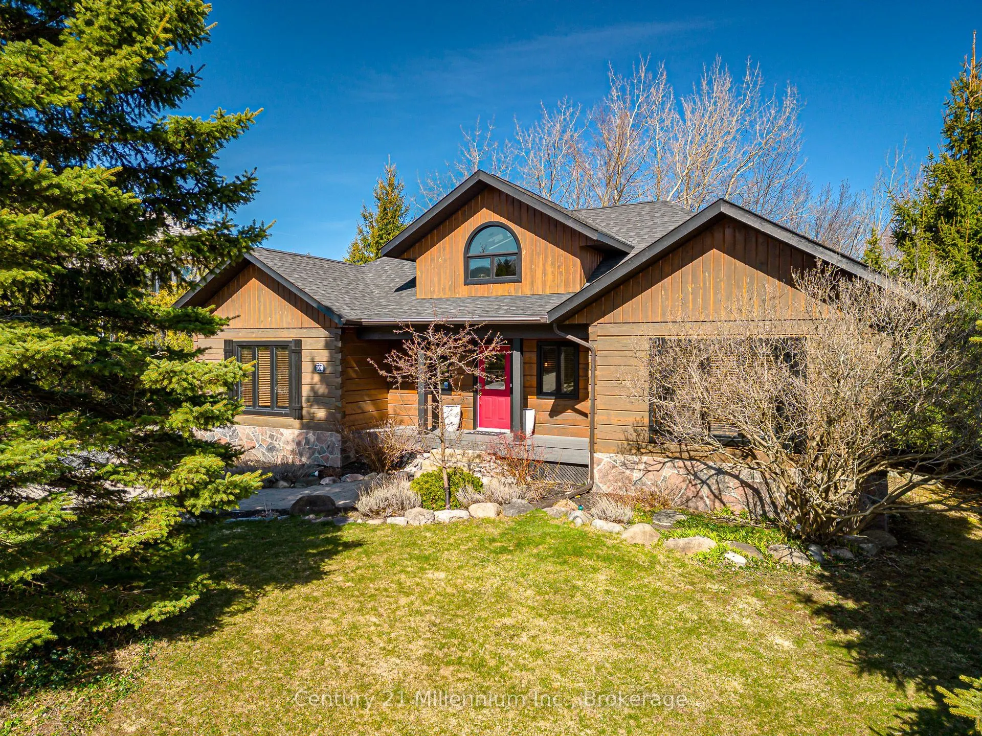 108 Cortina Crescent
