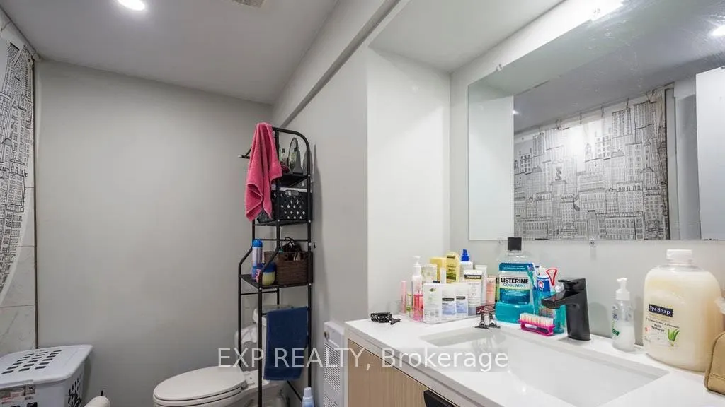 99 Bay Drive, #Unit B