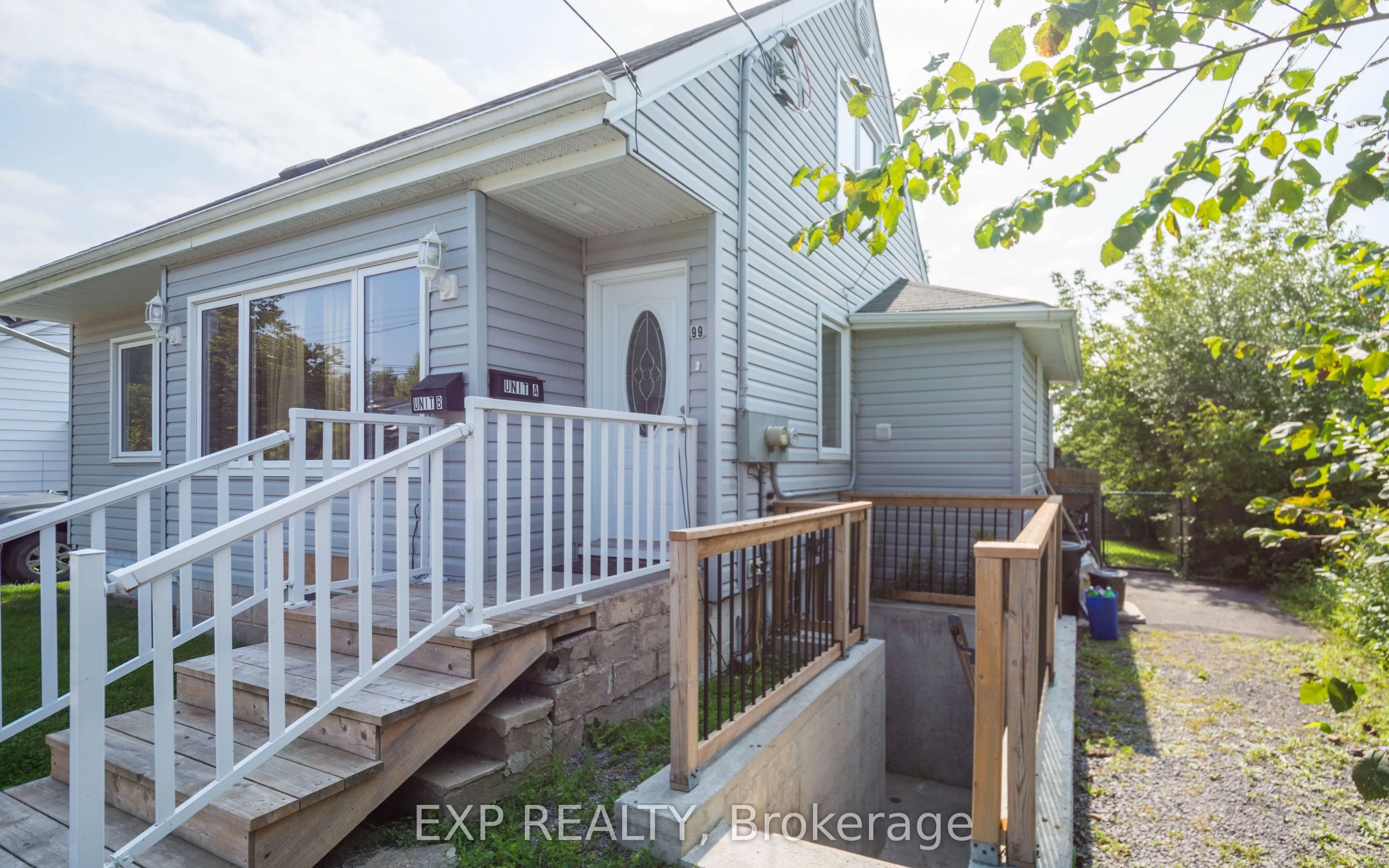 99 Bay Drive, #Unit B