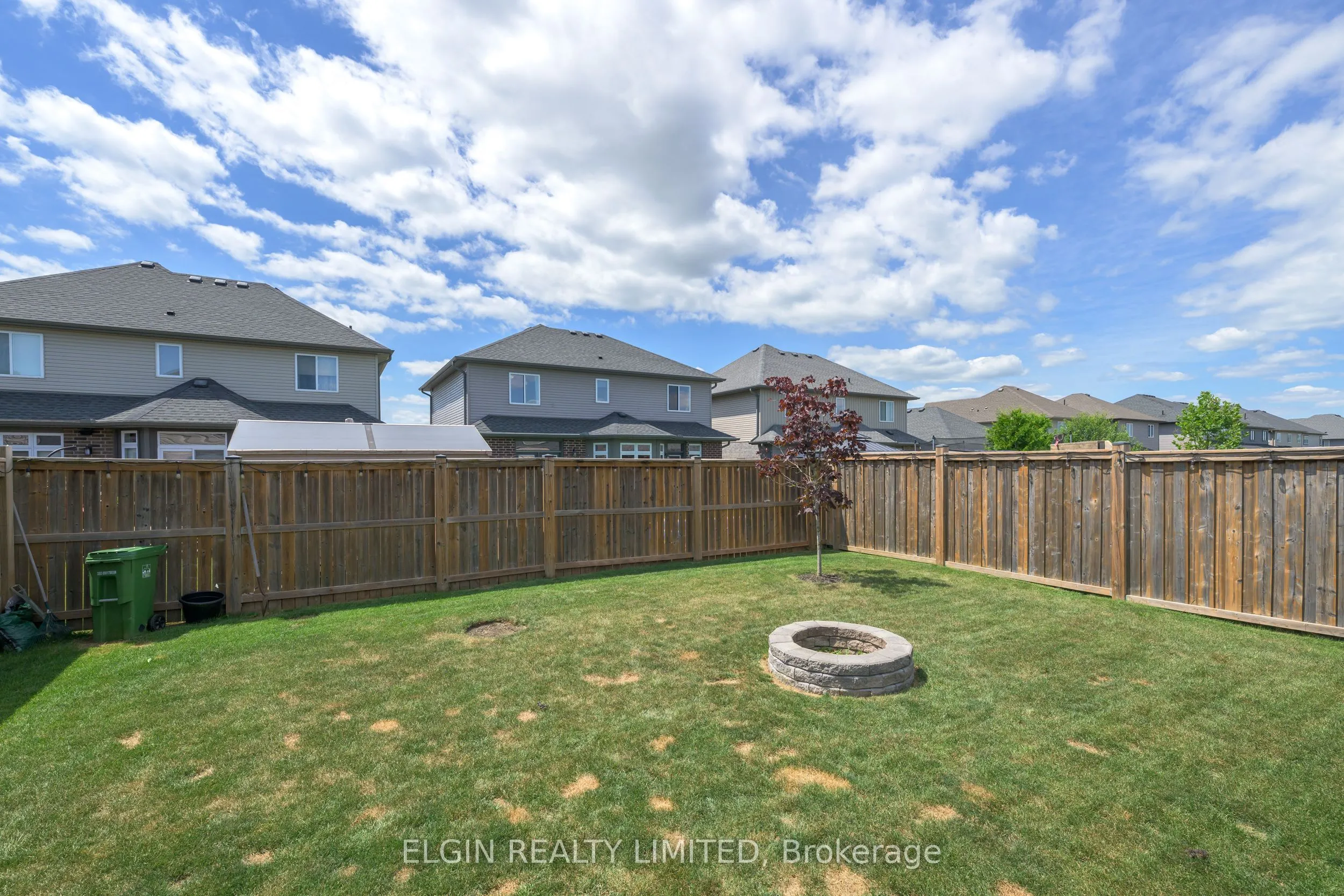 24 Ashberry Place