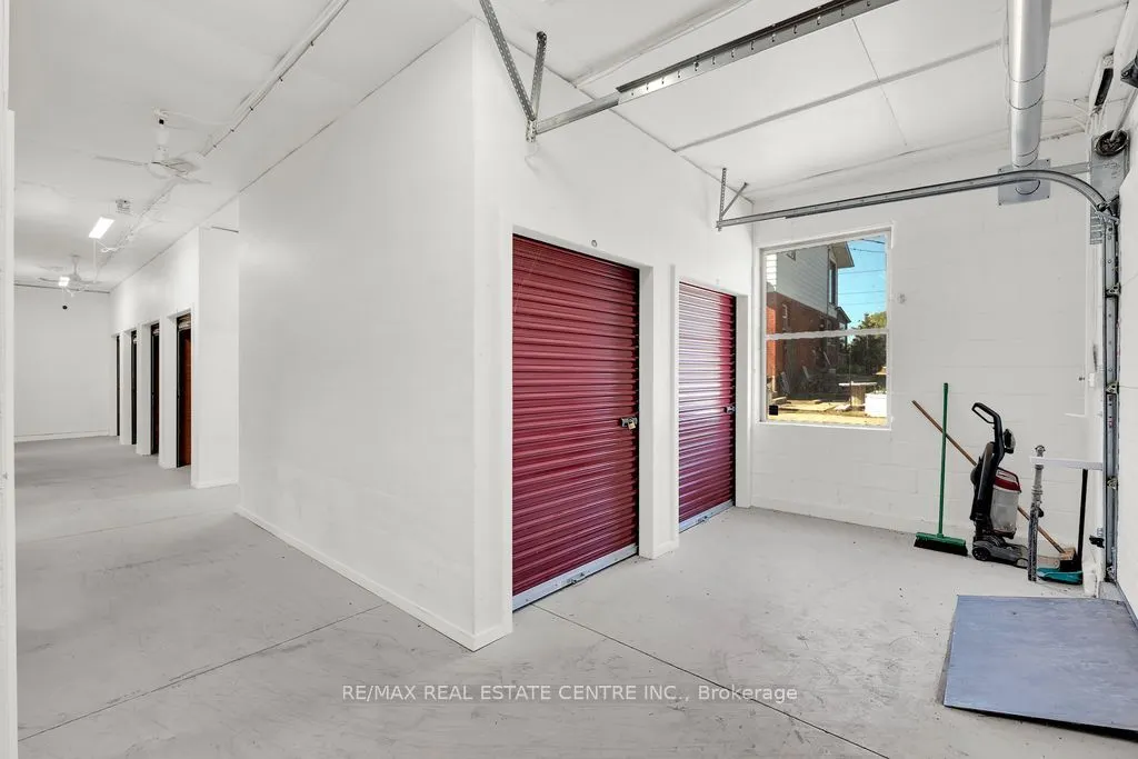 8268 Highway No 20 Highway, #Shop/Storage