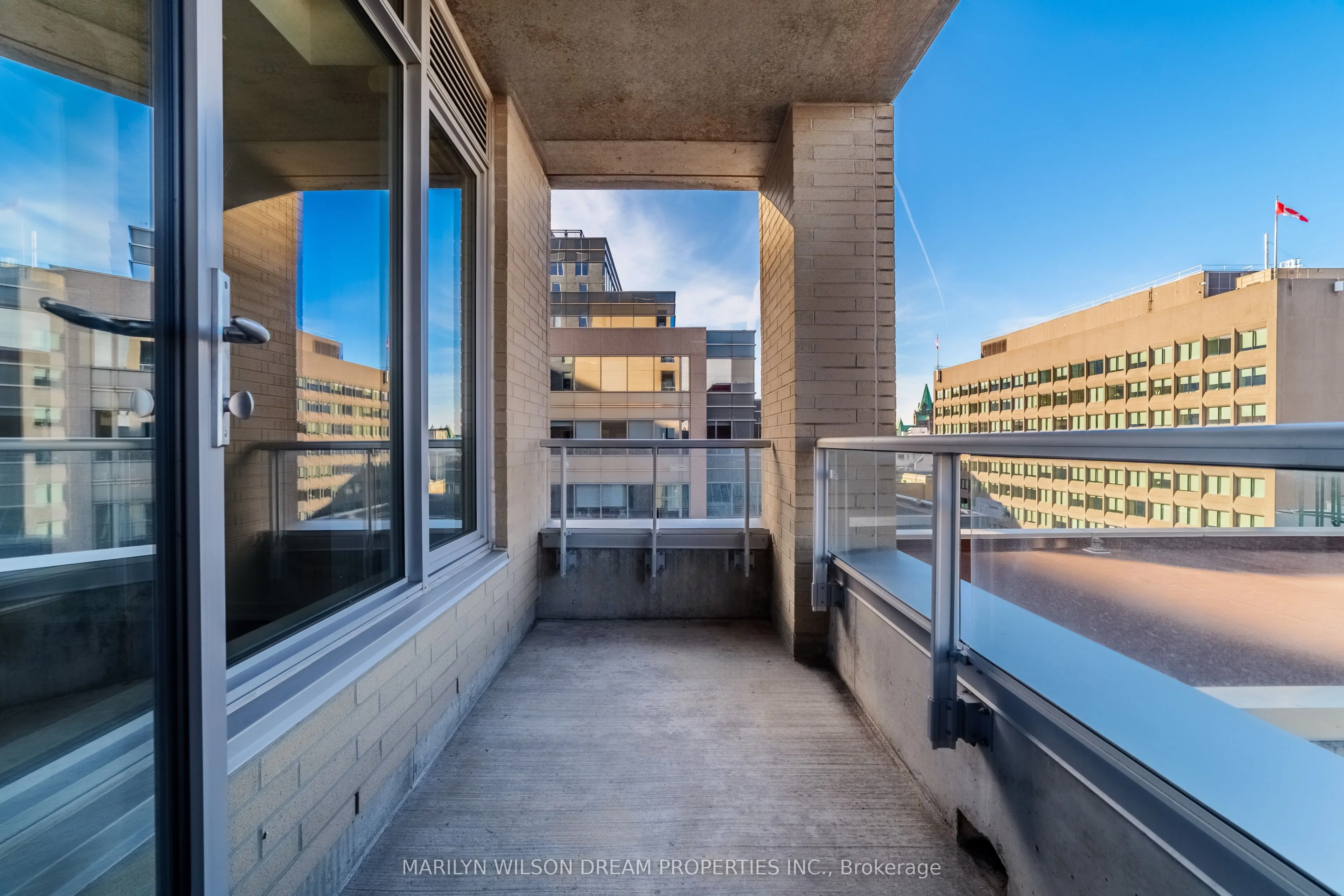 101 Queen Street, #1004