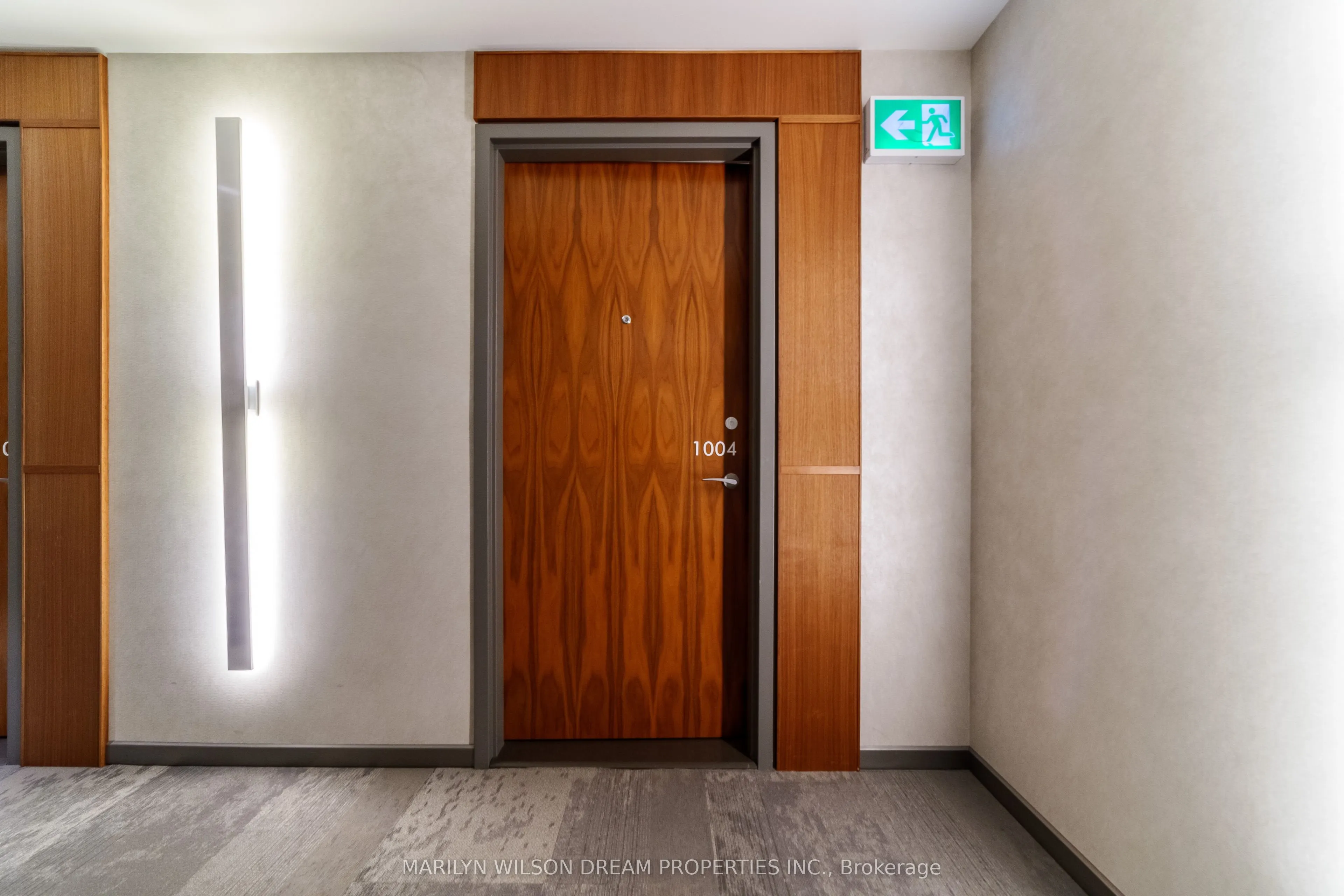 101 Queen Street, #1004