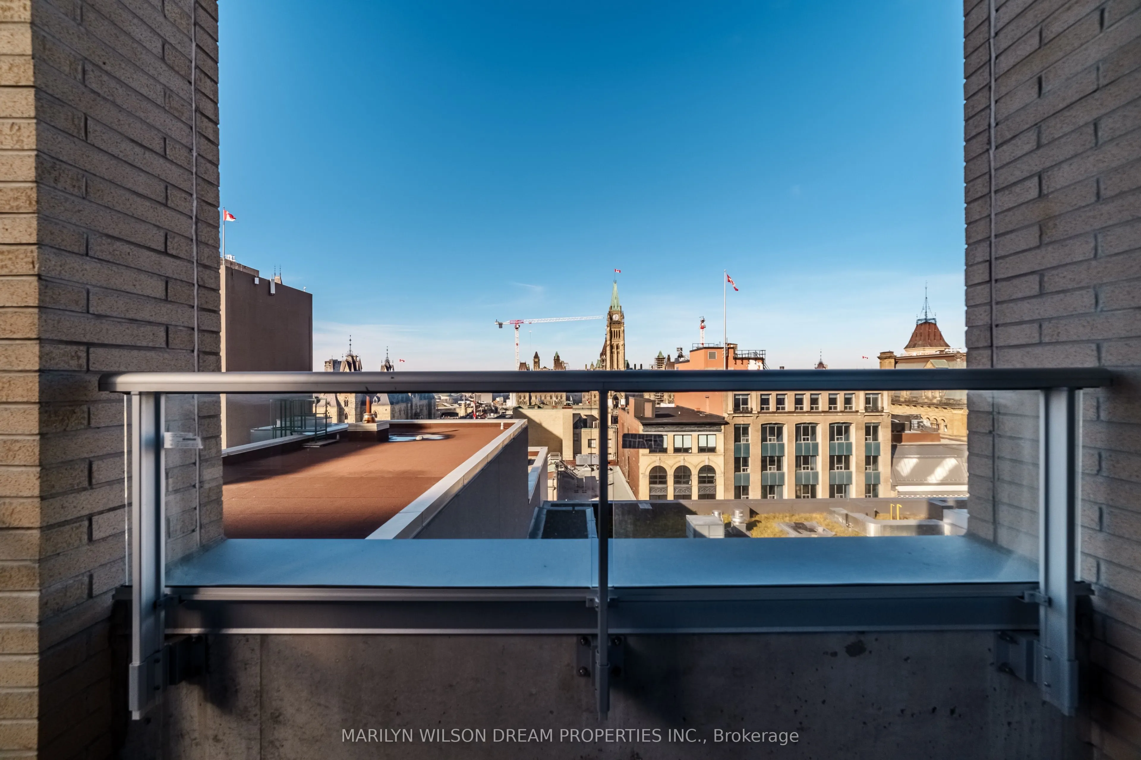101 Queen Street, #1004