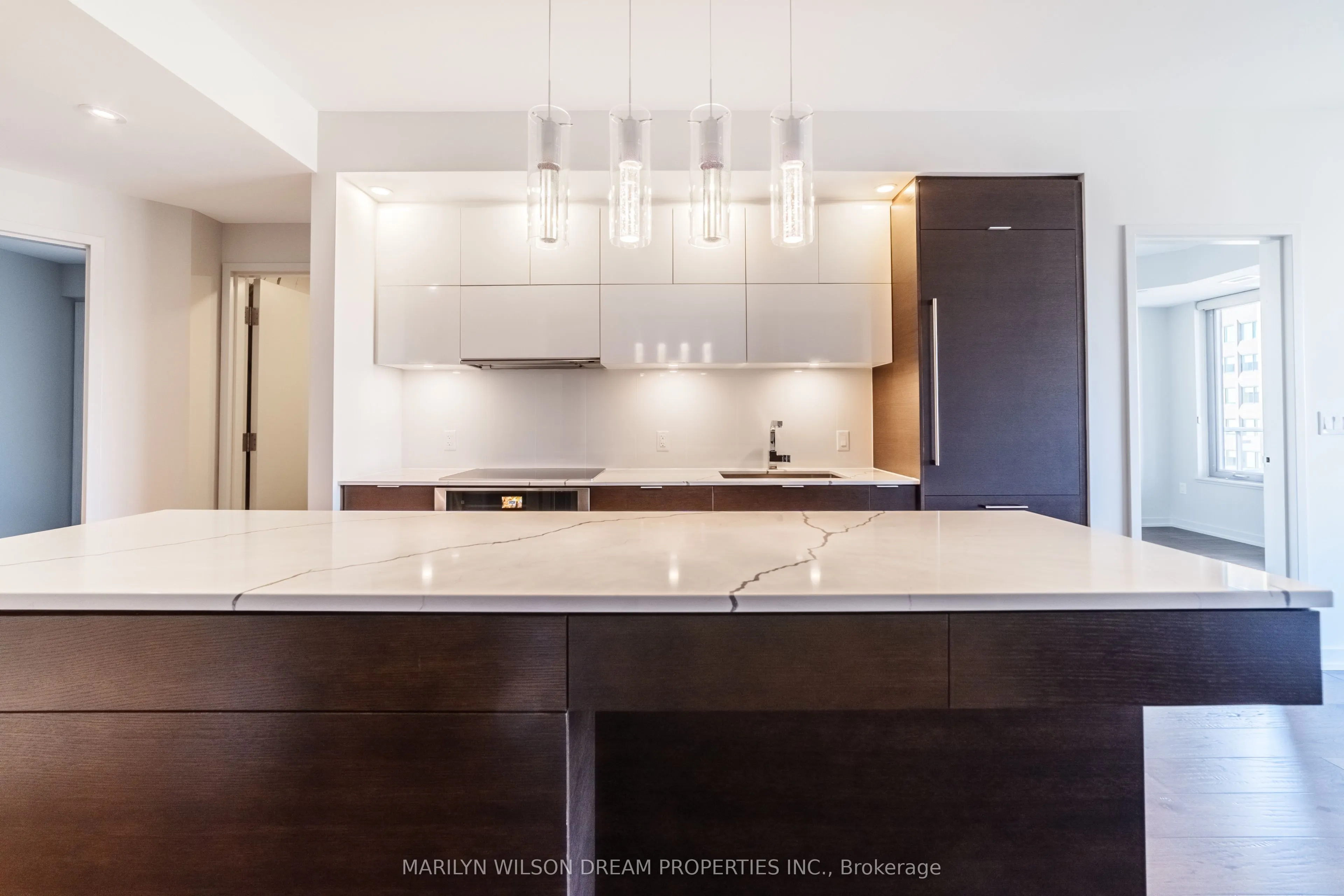 101 Queen Street, #1004
