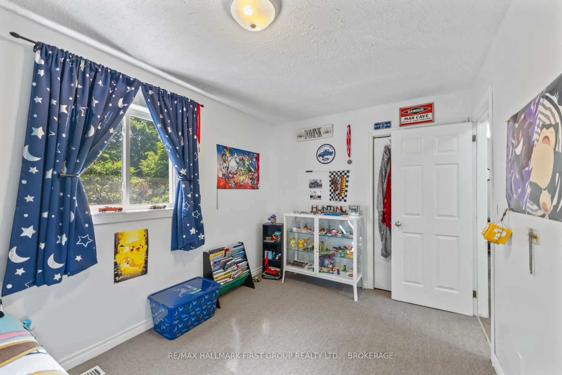 1086 Moon Road