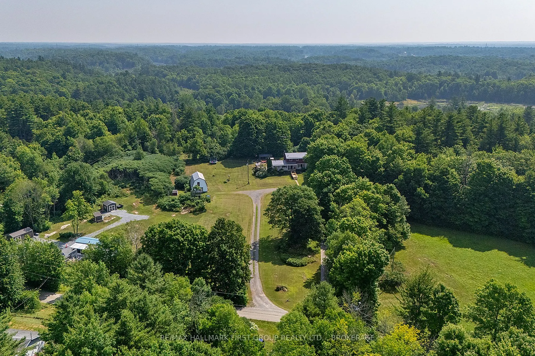 1086 Moon Road