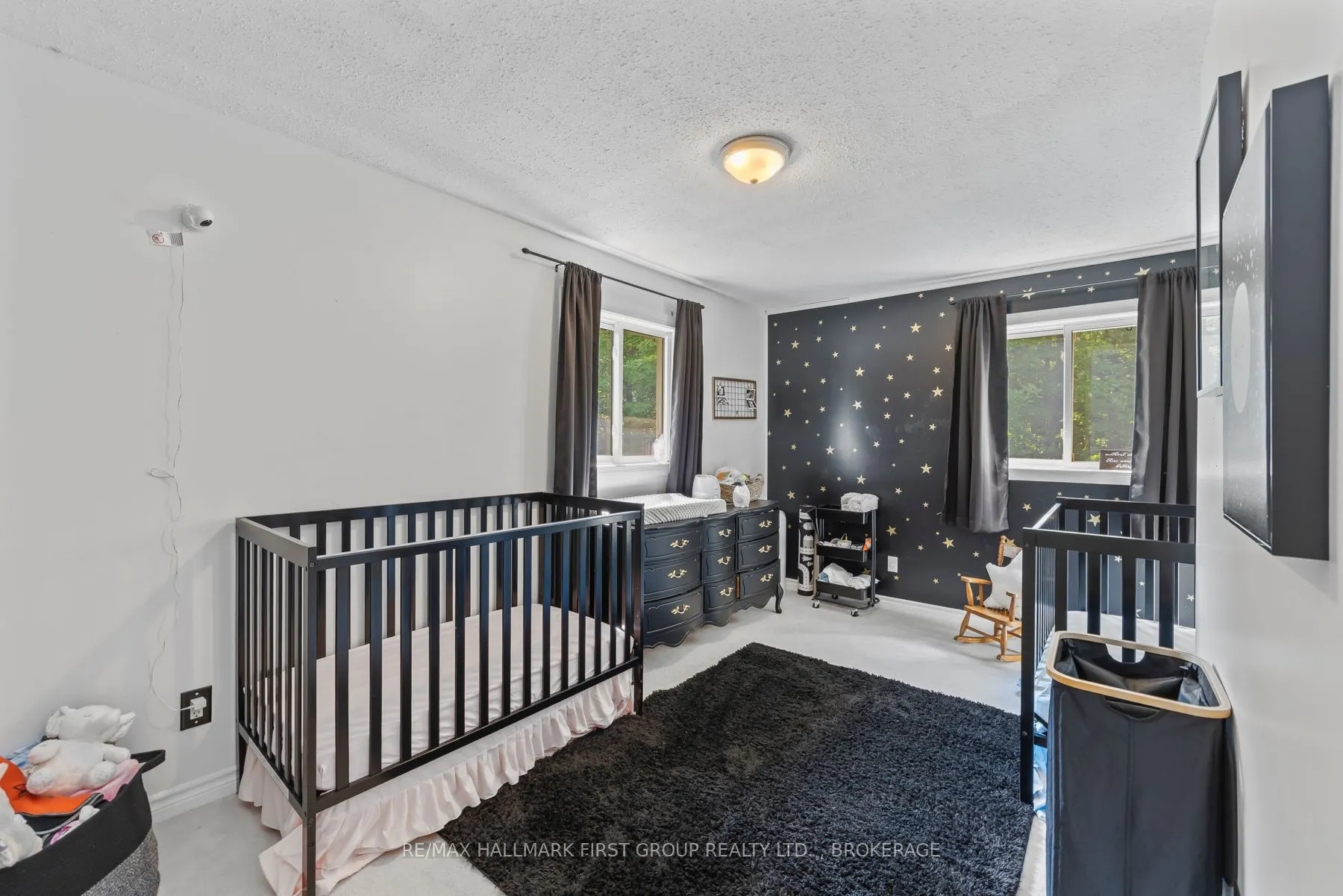 1086 Moon Road