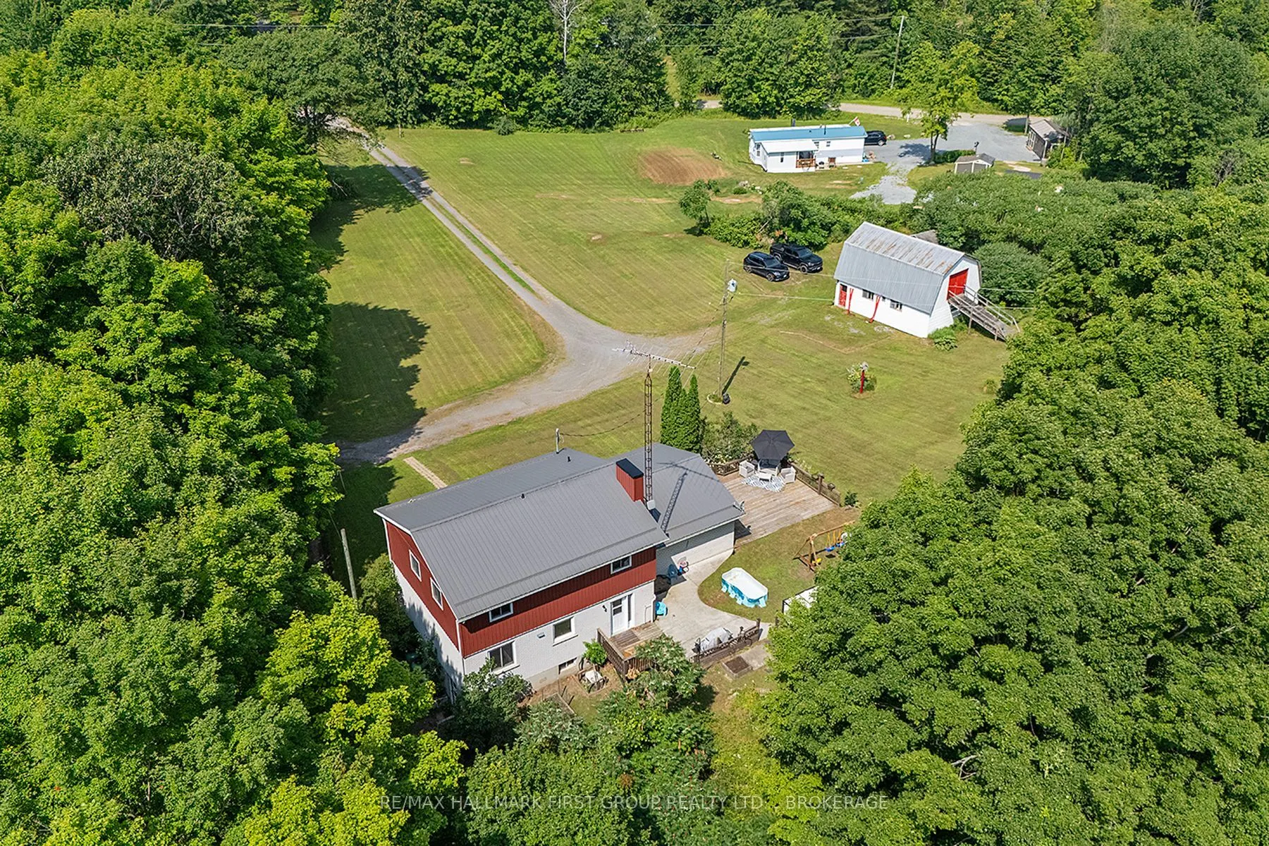 1086 Moon Road