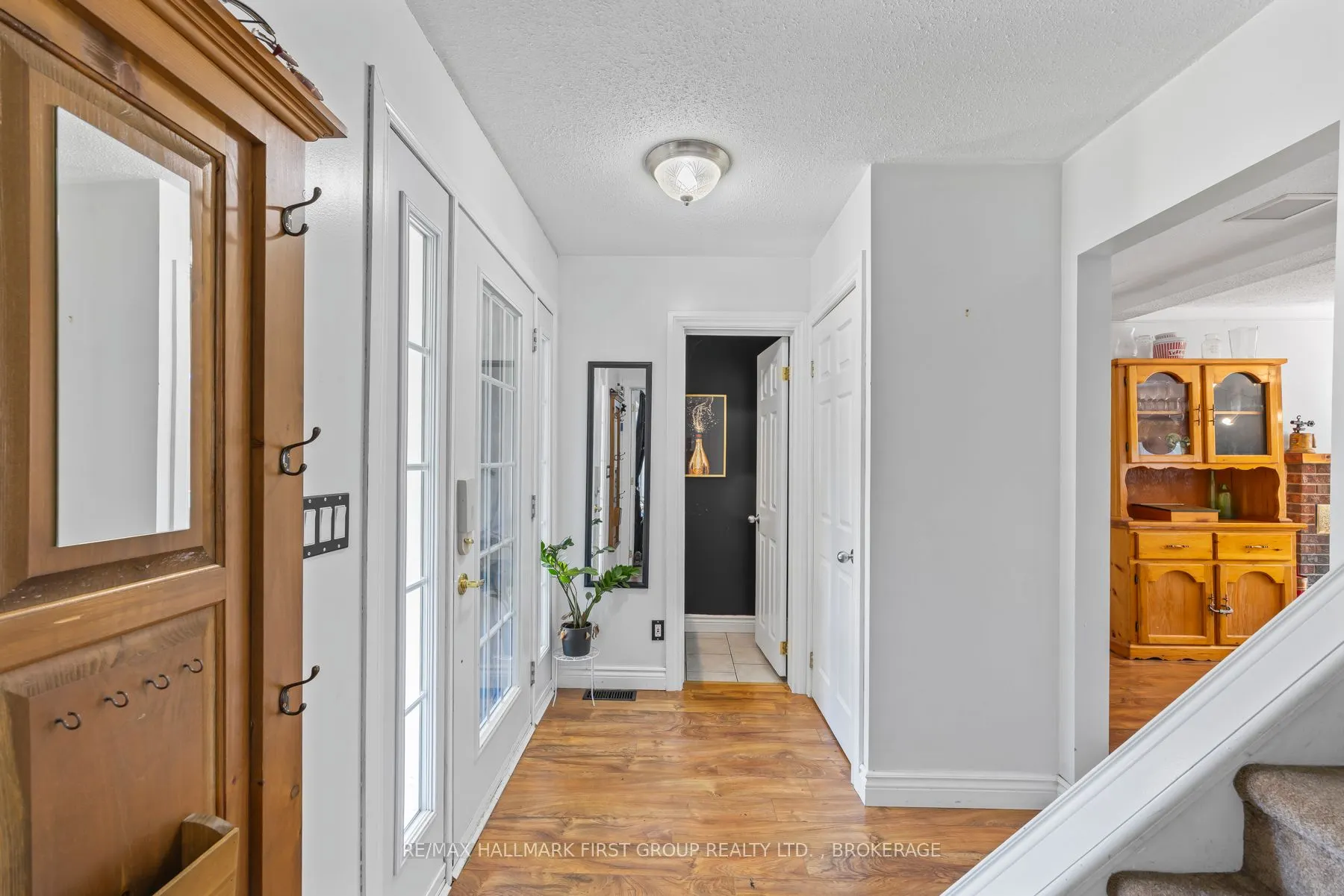 1086 Moon Road