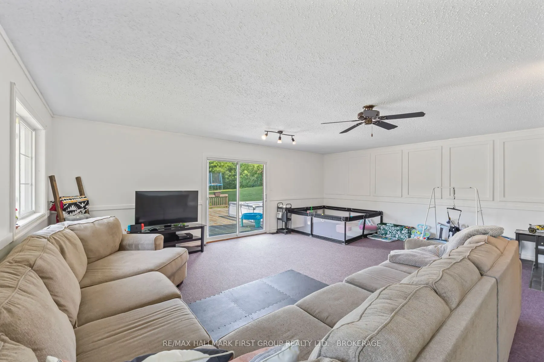 1086 Moon Road