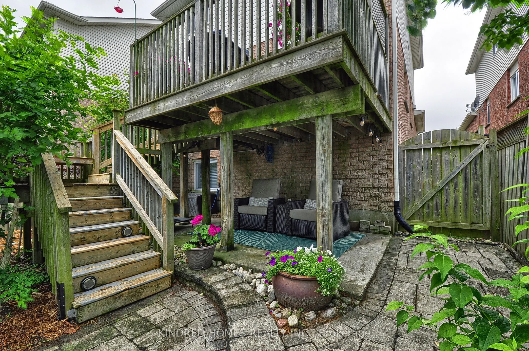35 Haddaway Court