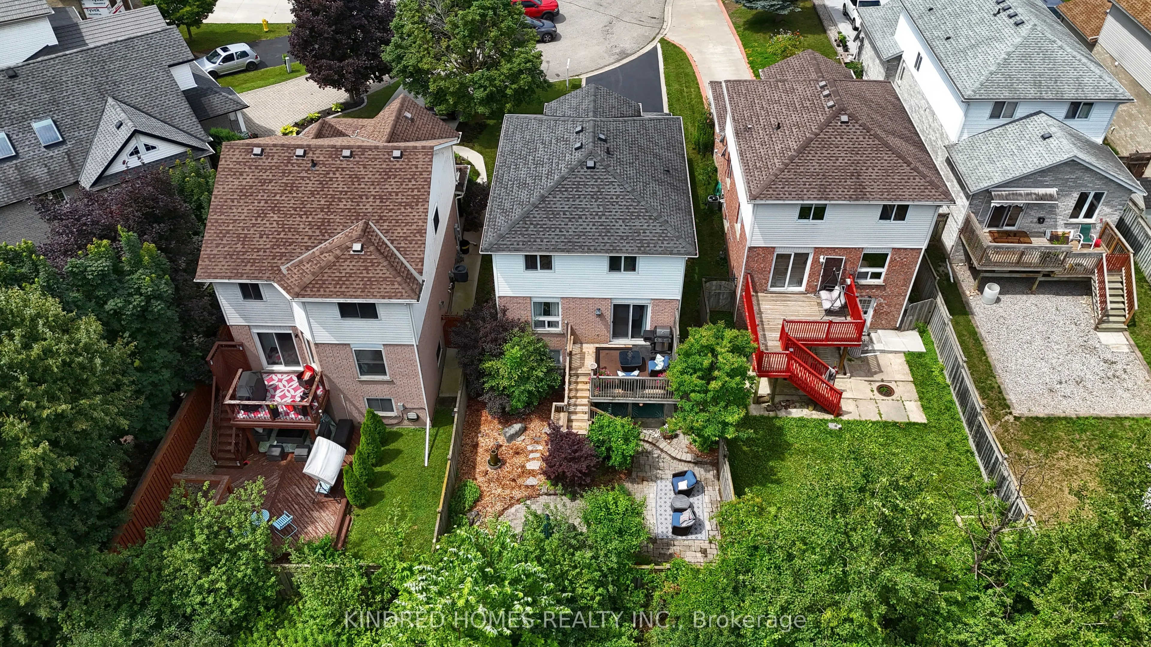 35 Haddaway Court