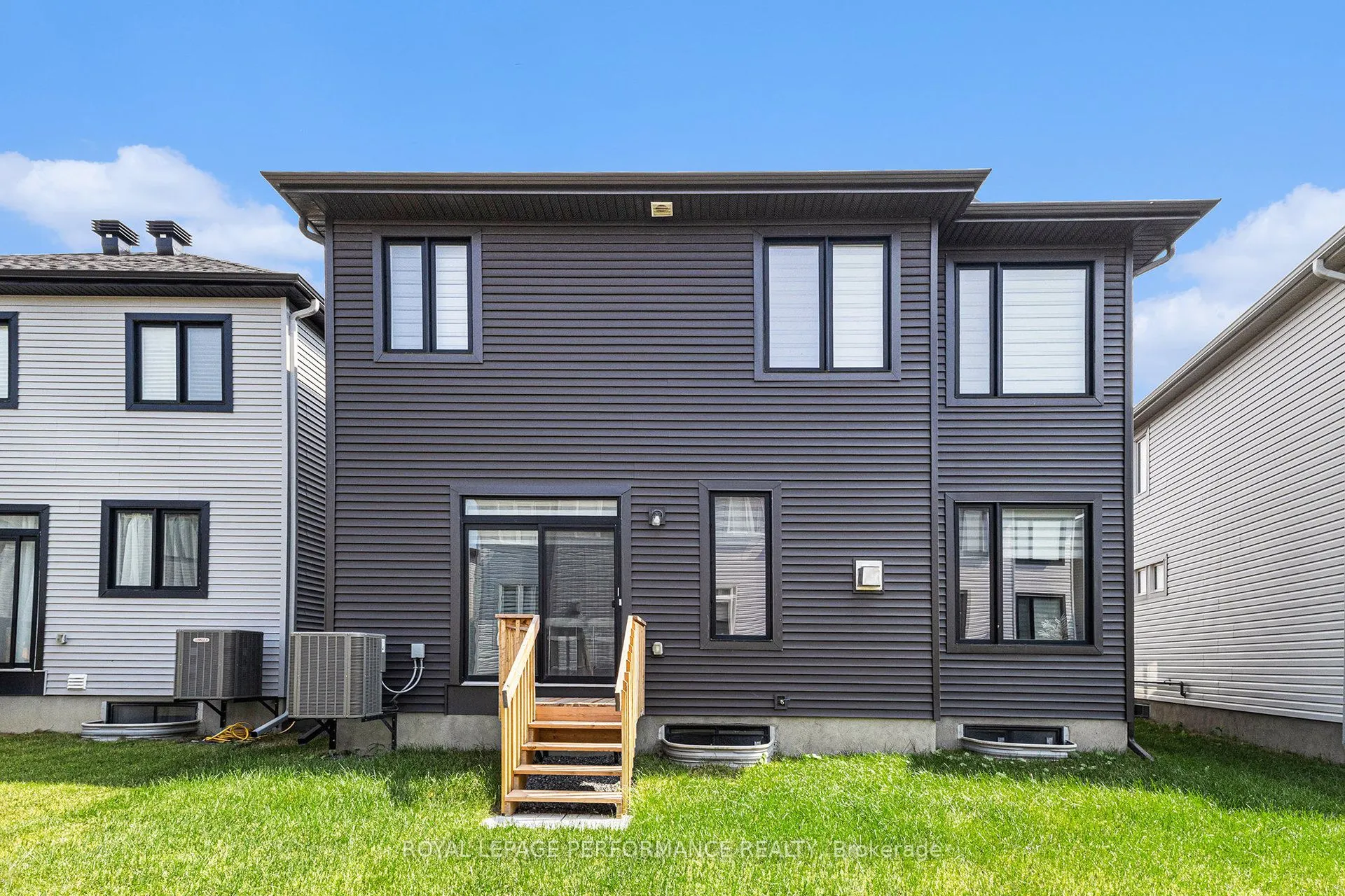 233 Beaugency Street