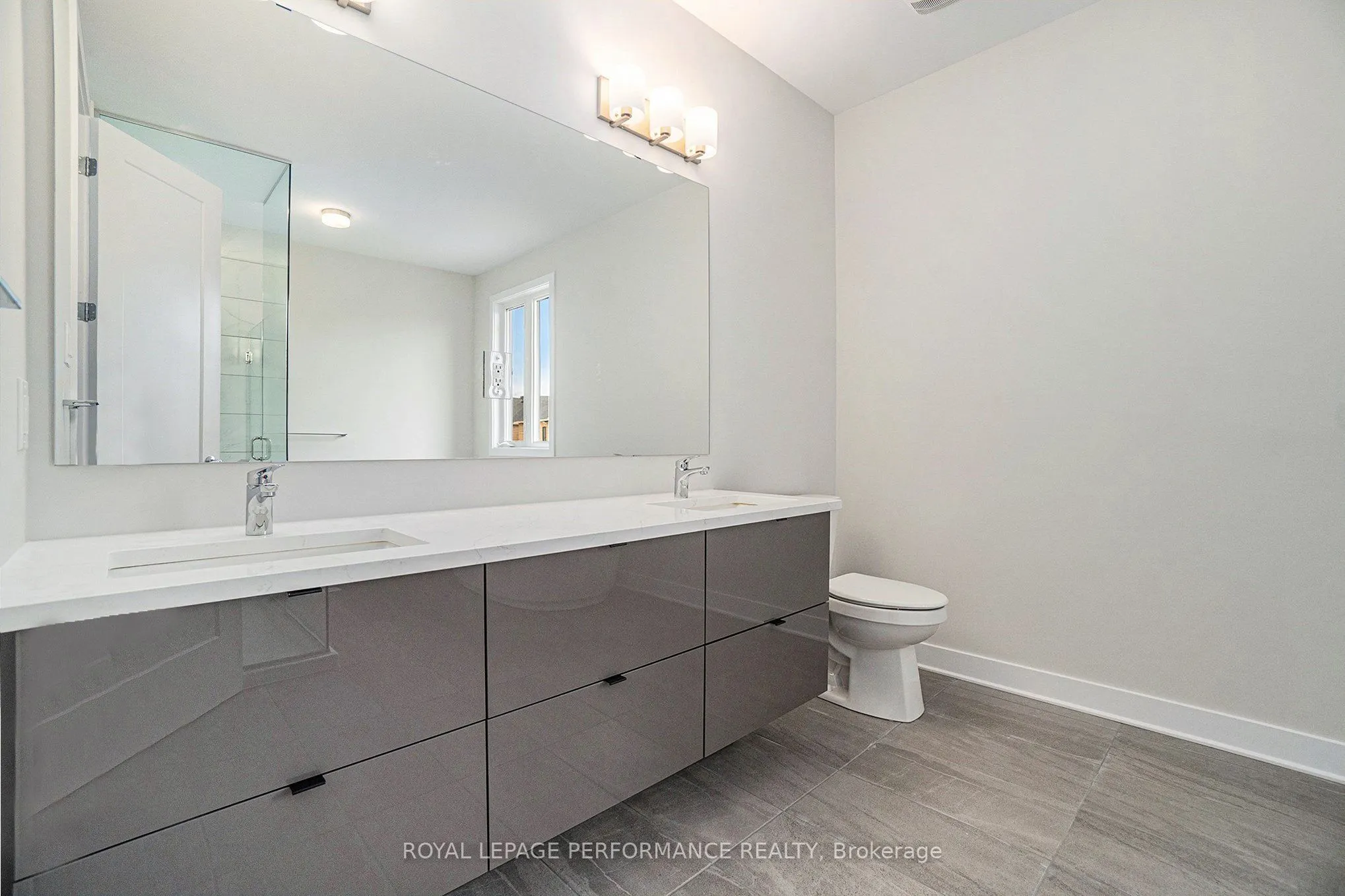 233 Beaugency Street
