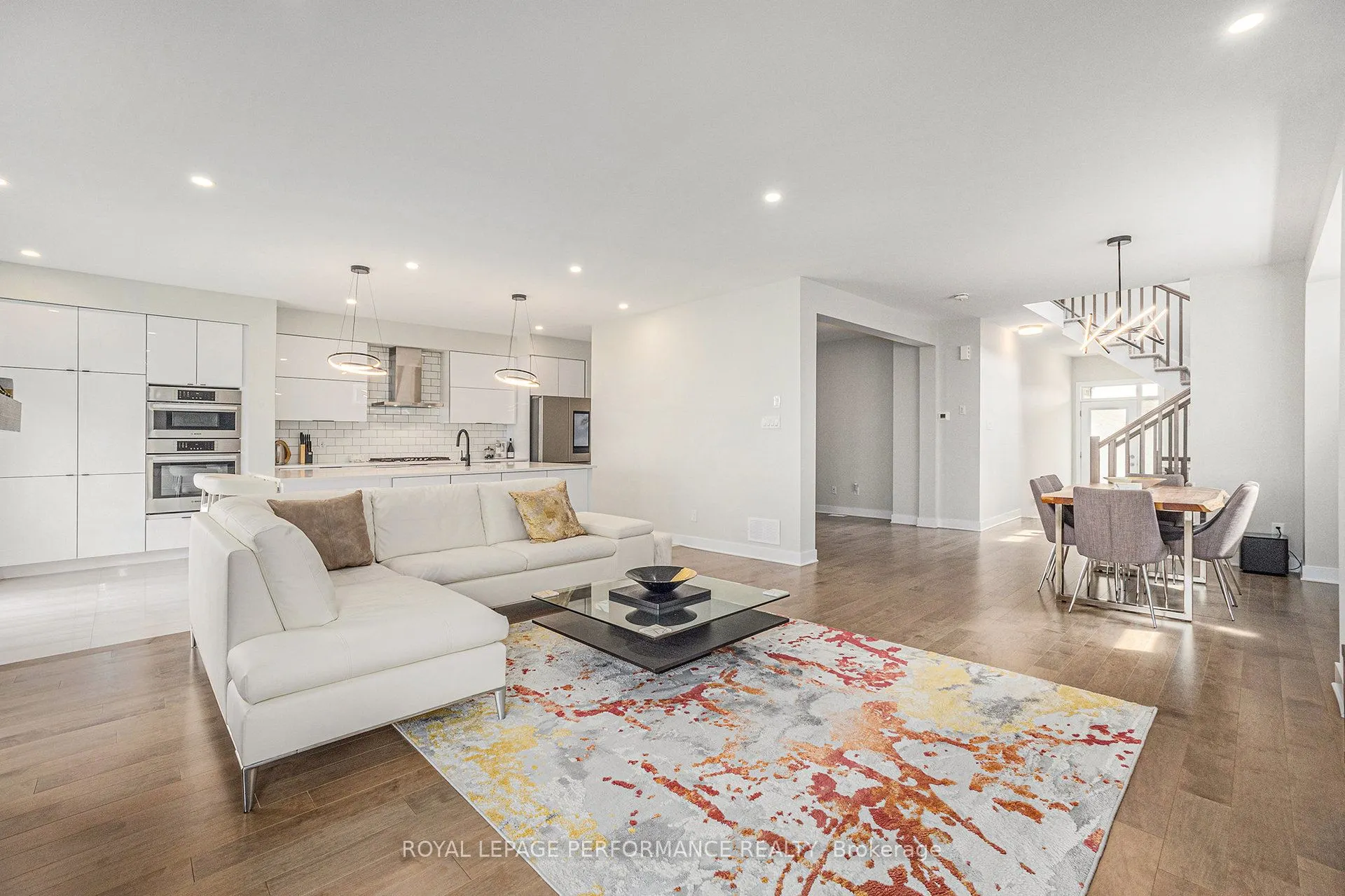 233 Beaugency Street