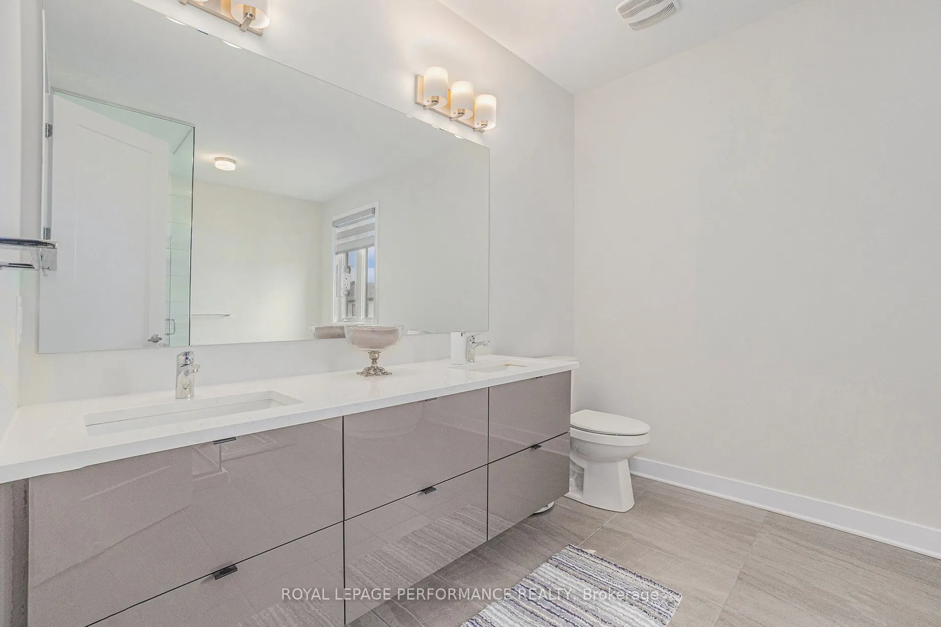 233 Beaugency Street