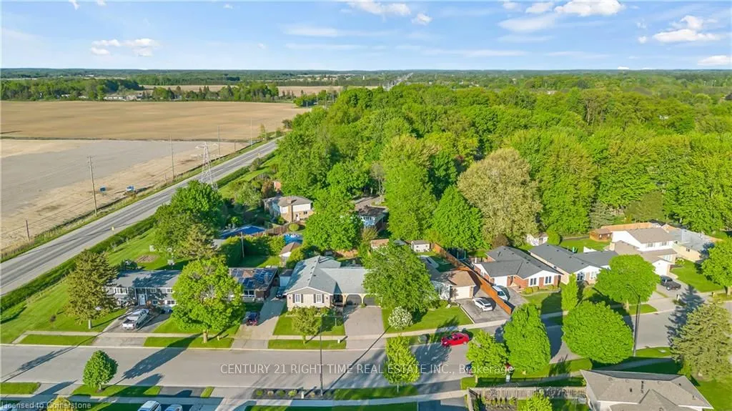 18 Old Farm Road
