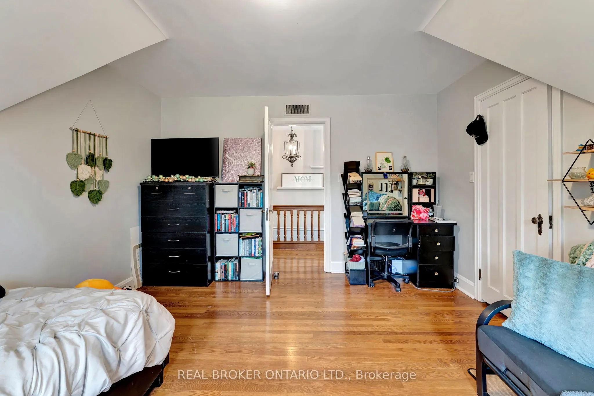 26 Evergreen Hill Road