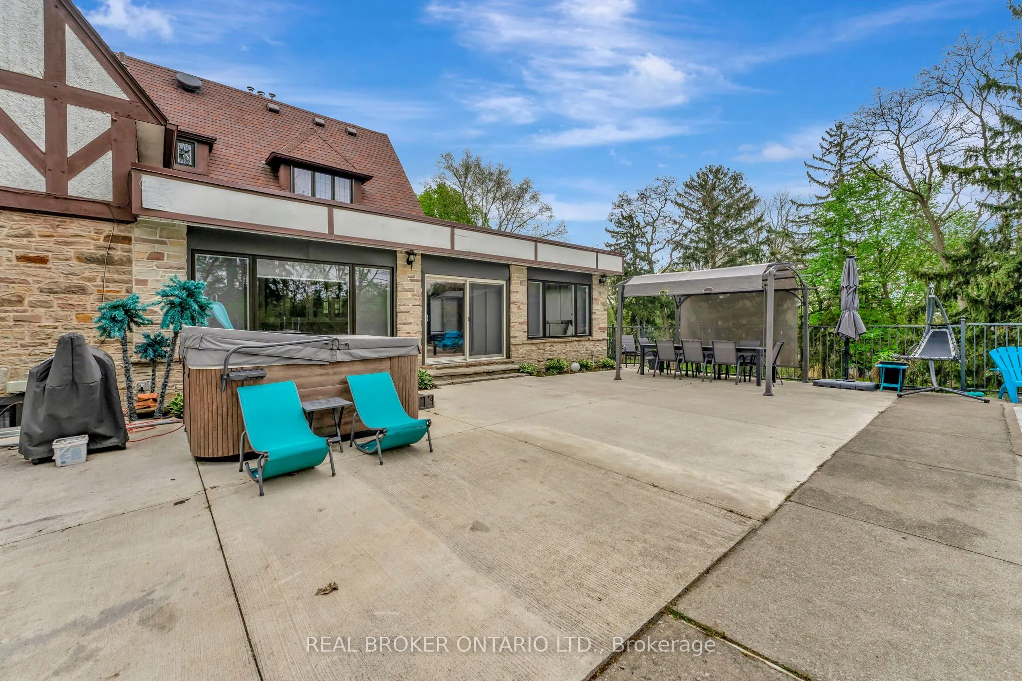 26 Evergreen Hill Road