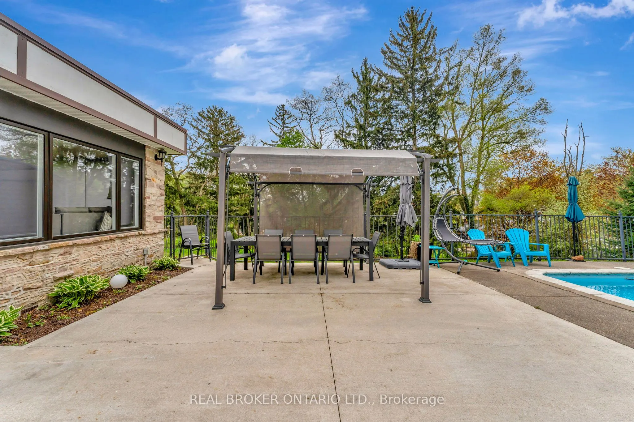 26 Evergreen Hill Road
