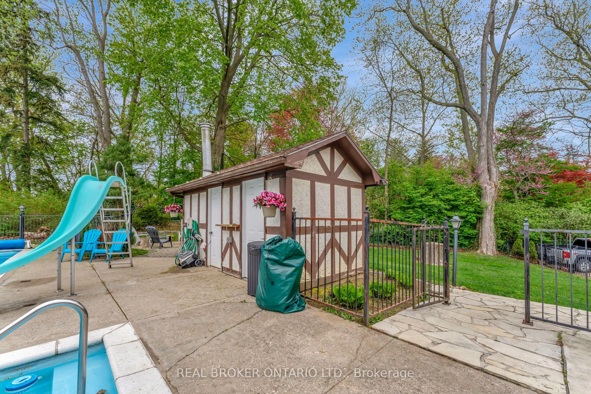 26 Evergreen Hill Road