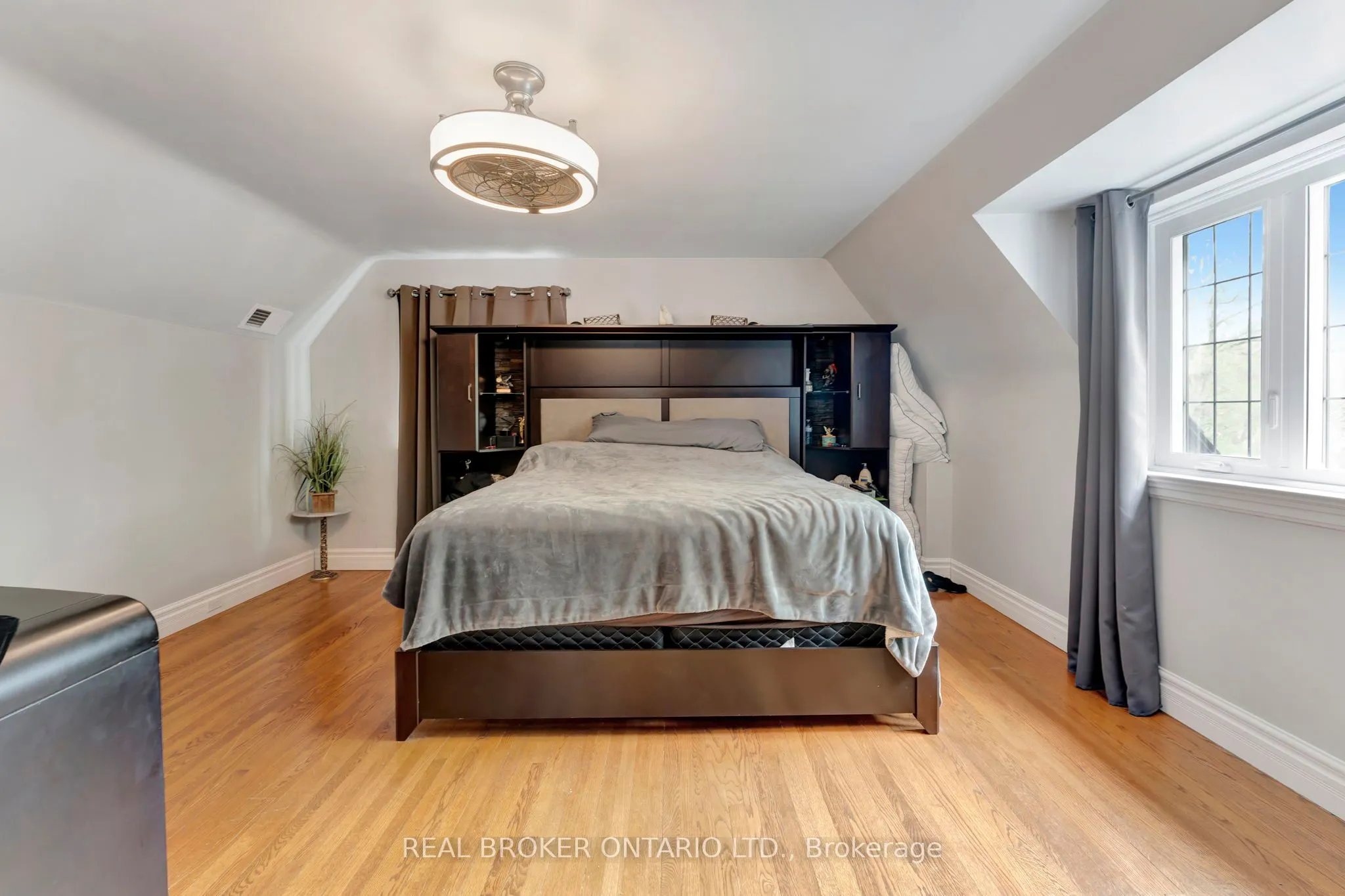 26 Evergreen Hill Road
