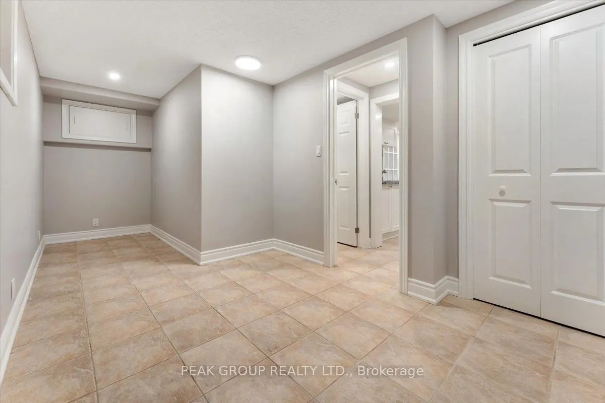 1599 Pelham Street, #17