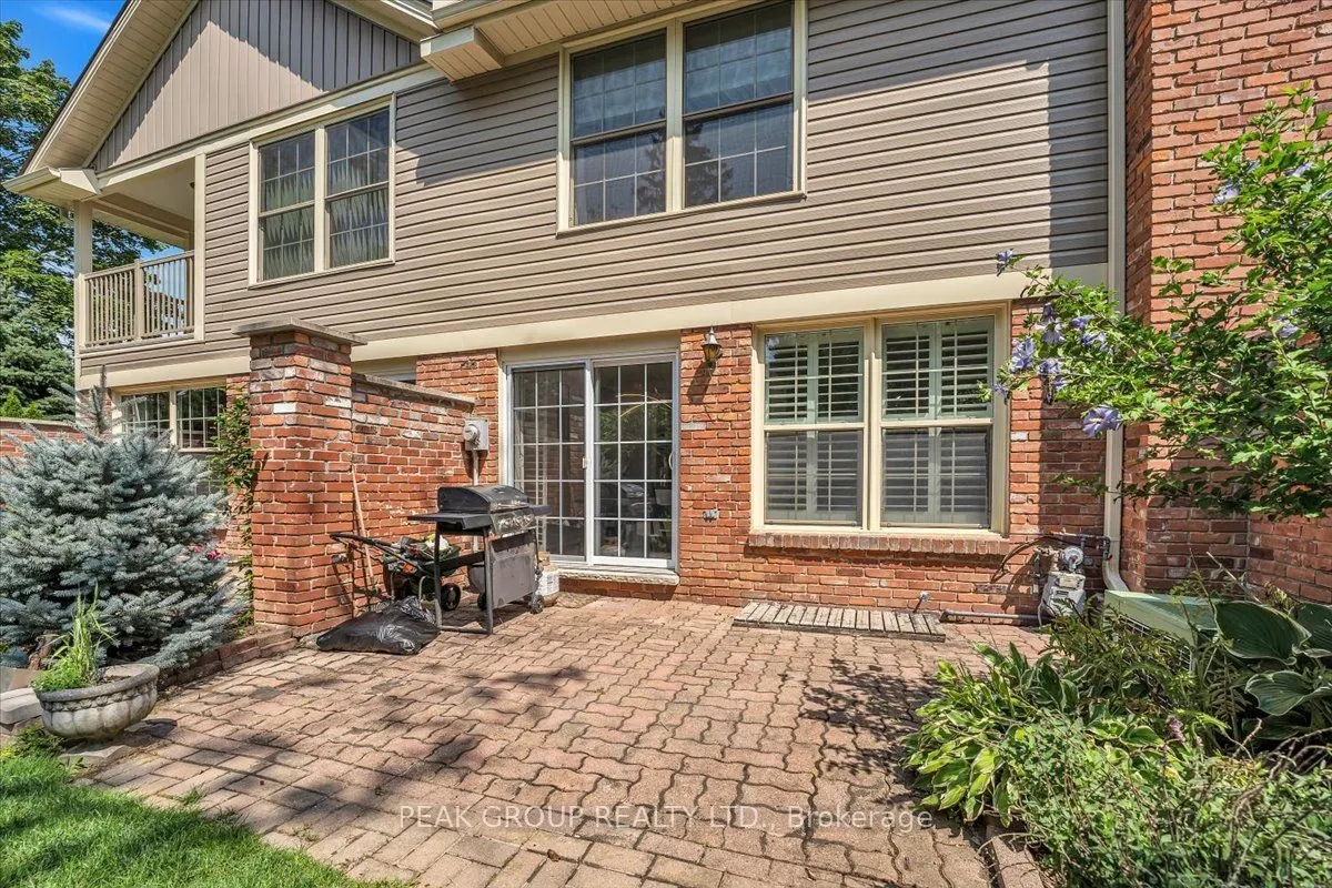 1599 Pelham Street, #17