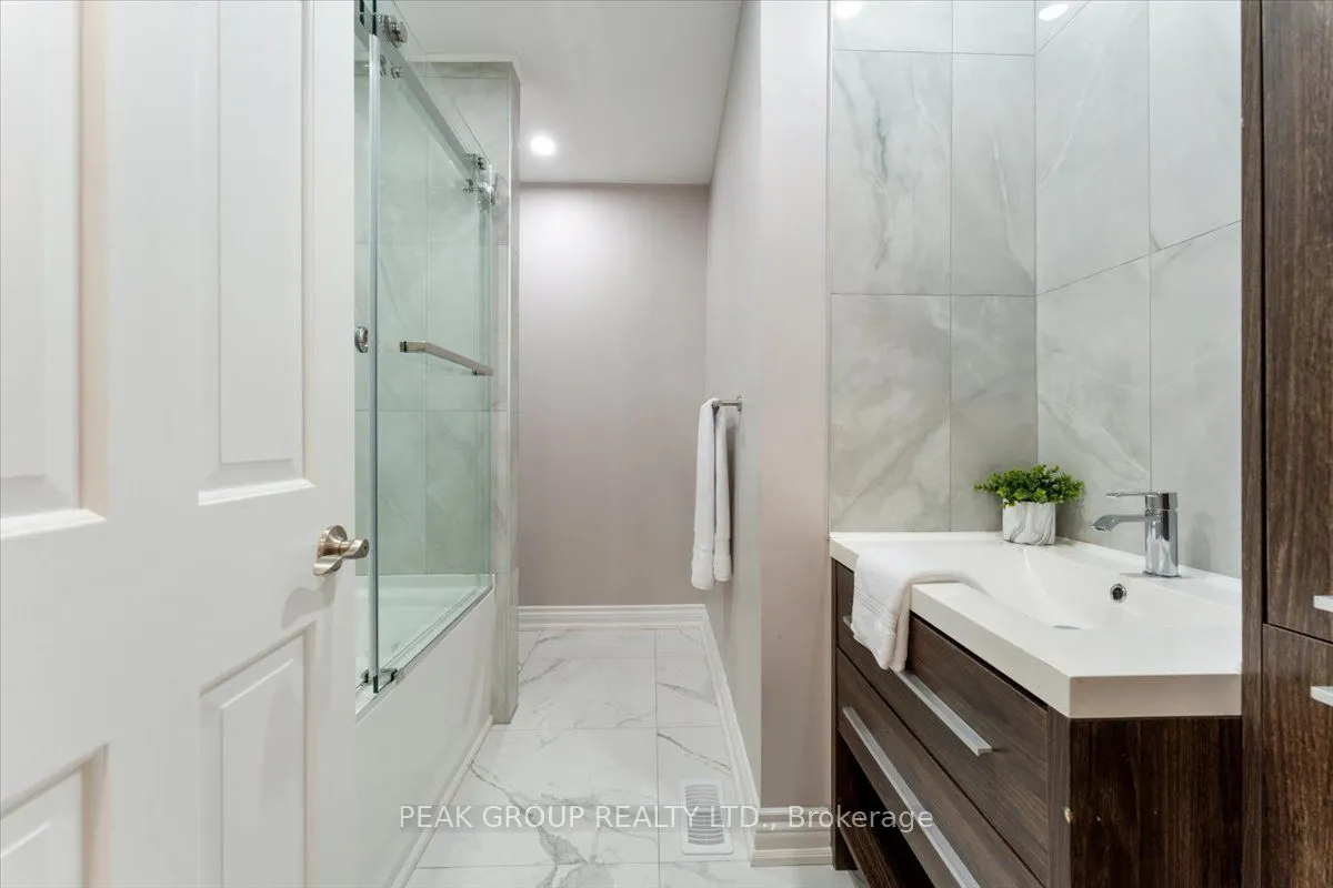1599 Pelham Street, #17