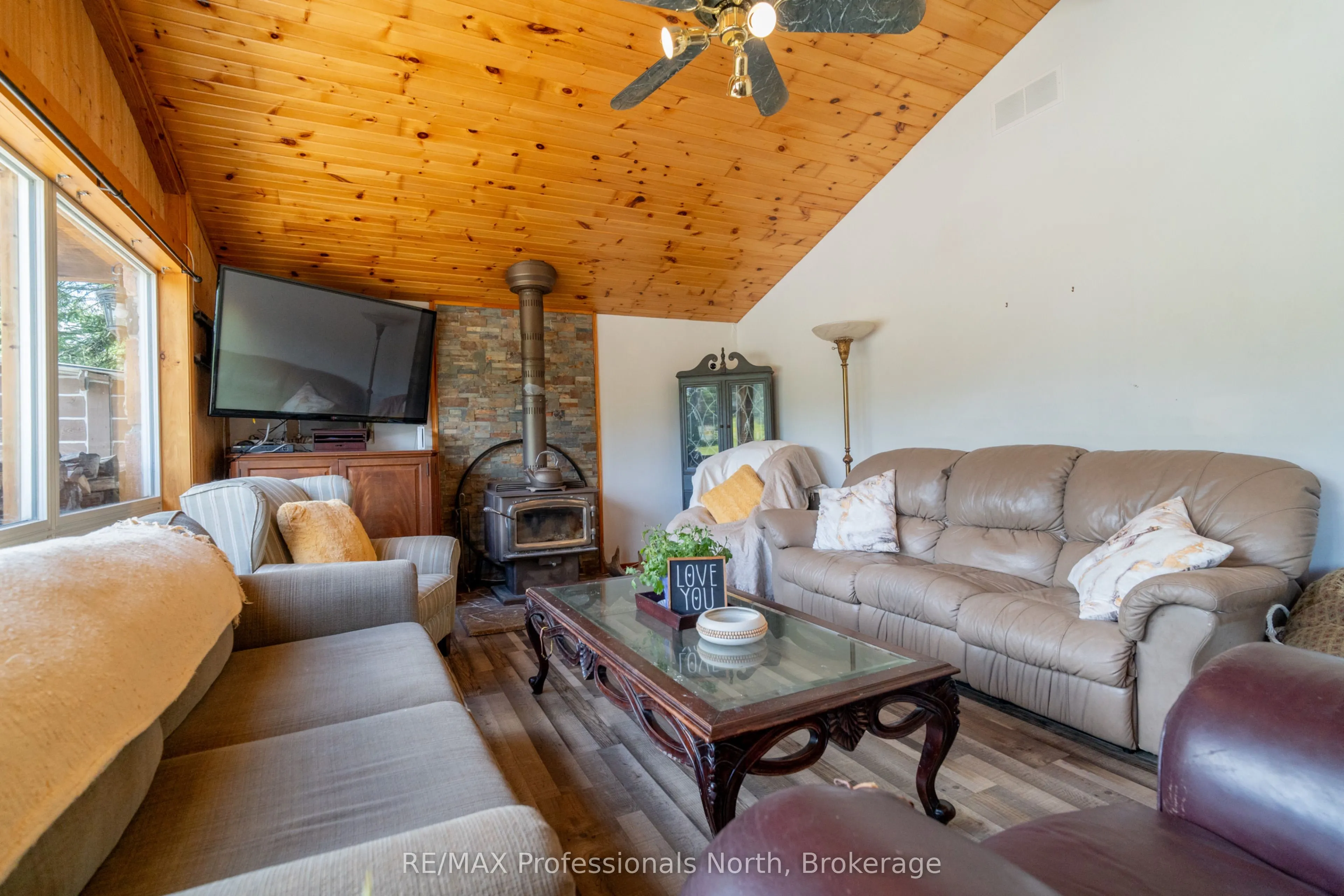 899 KATRINE Road